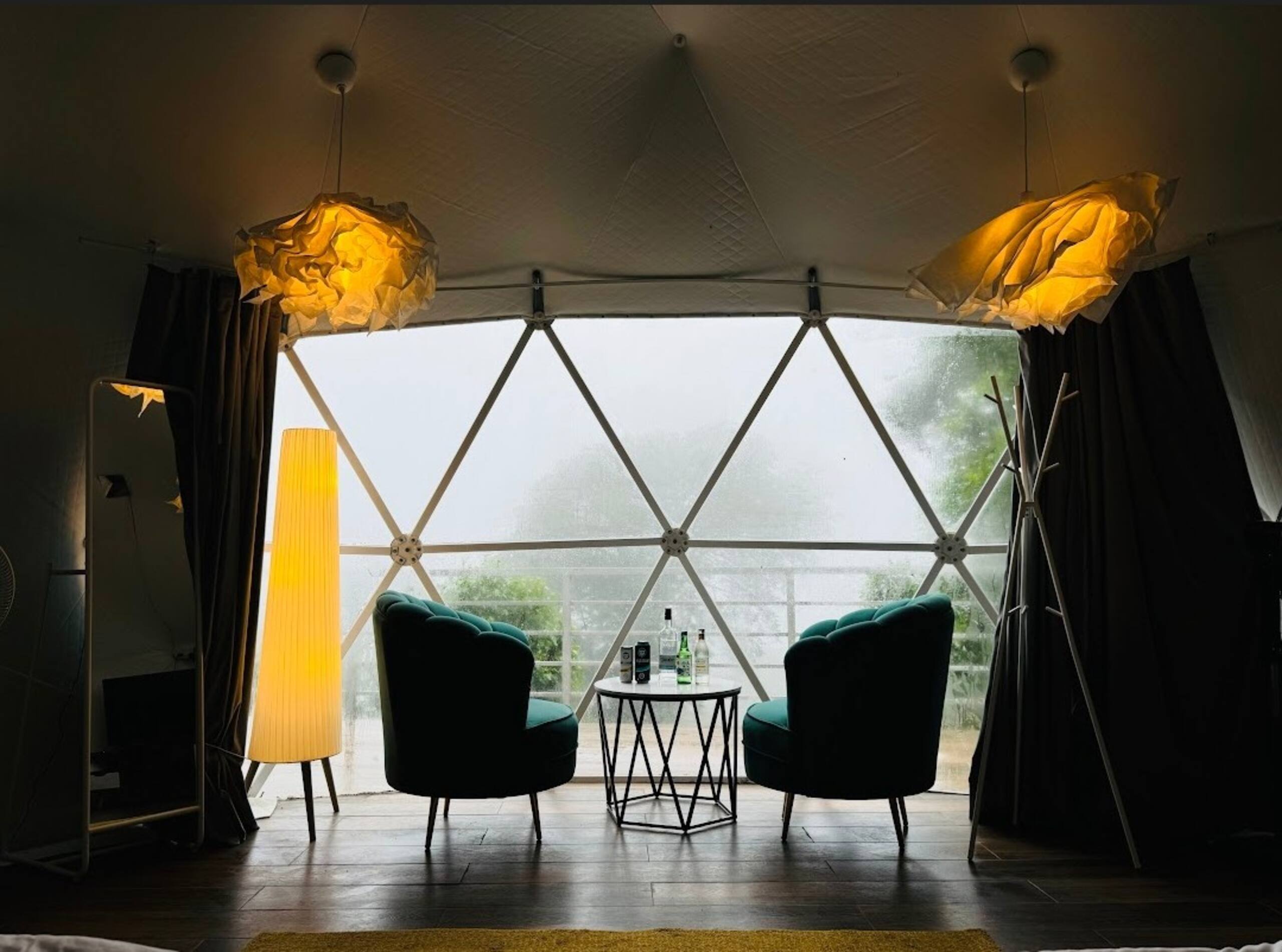 Luxury Tree GlampingDome Woodpecker coffee estate 35