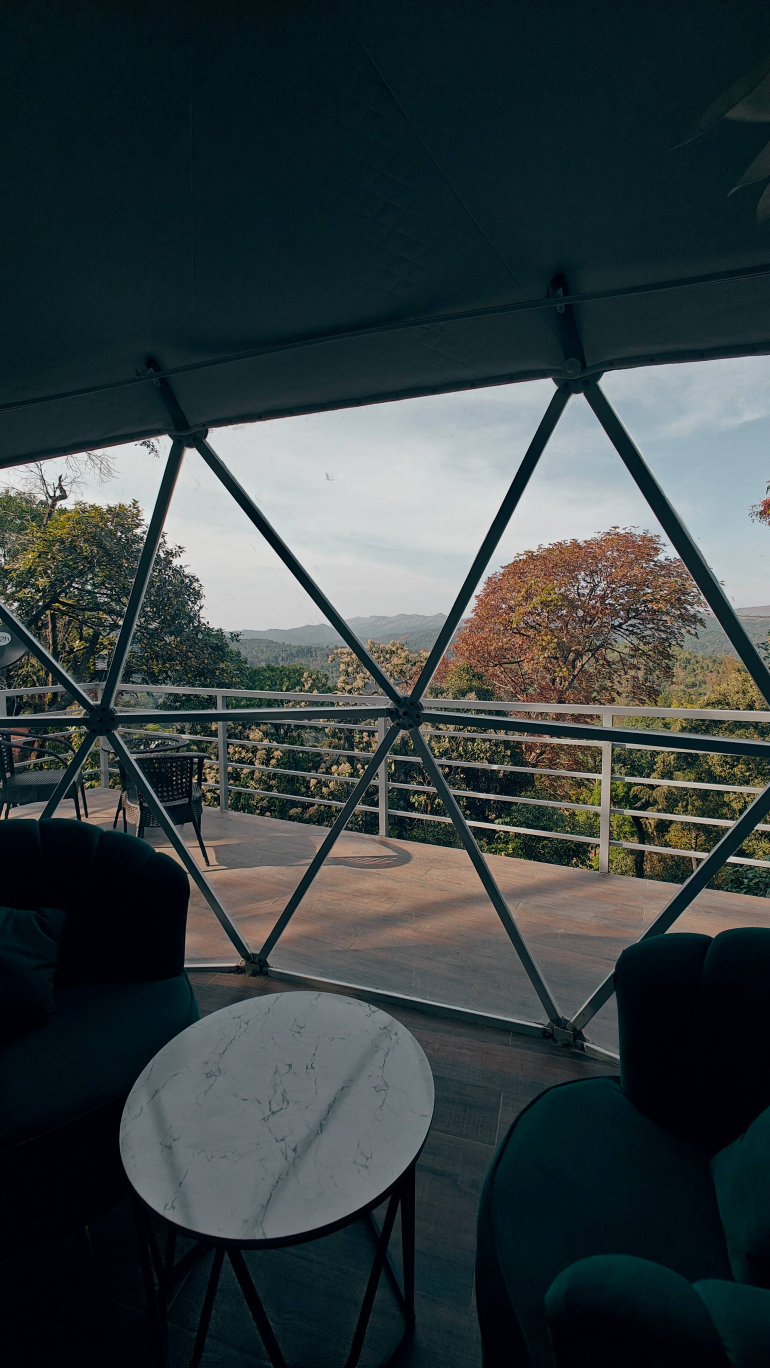 Luxury Tree GlampingDome Woodpecker coffee estate 26