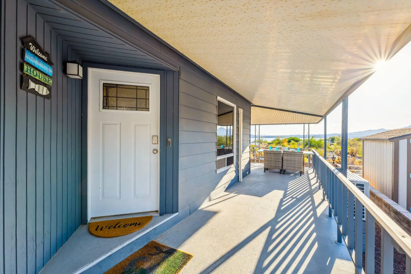 Waterfront Views Close to Windsor Sleeps 12 6