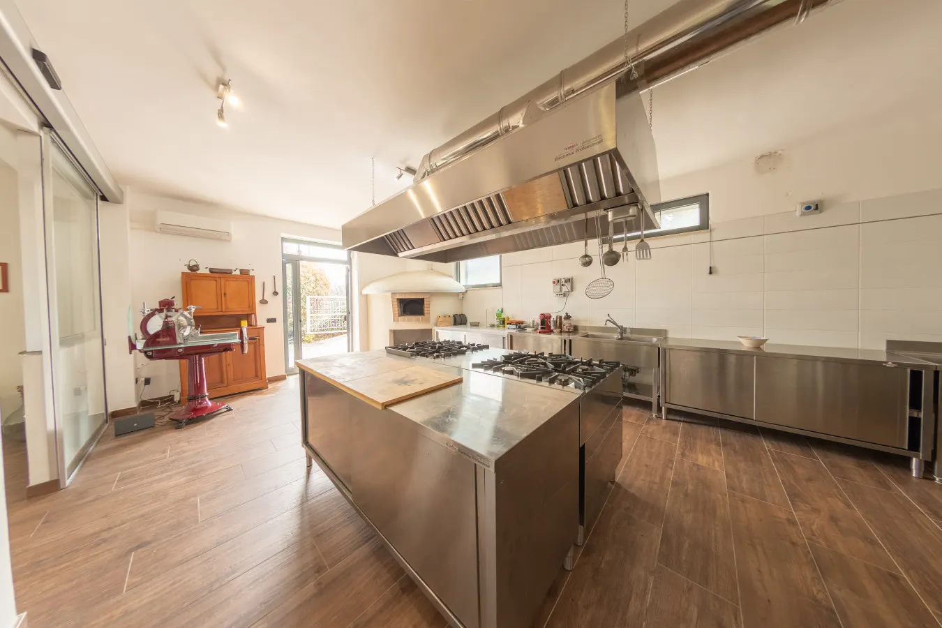 Ville Petrara: Villa con piscina e spa nei vigneti 14