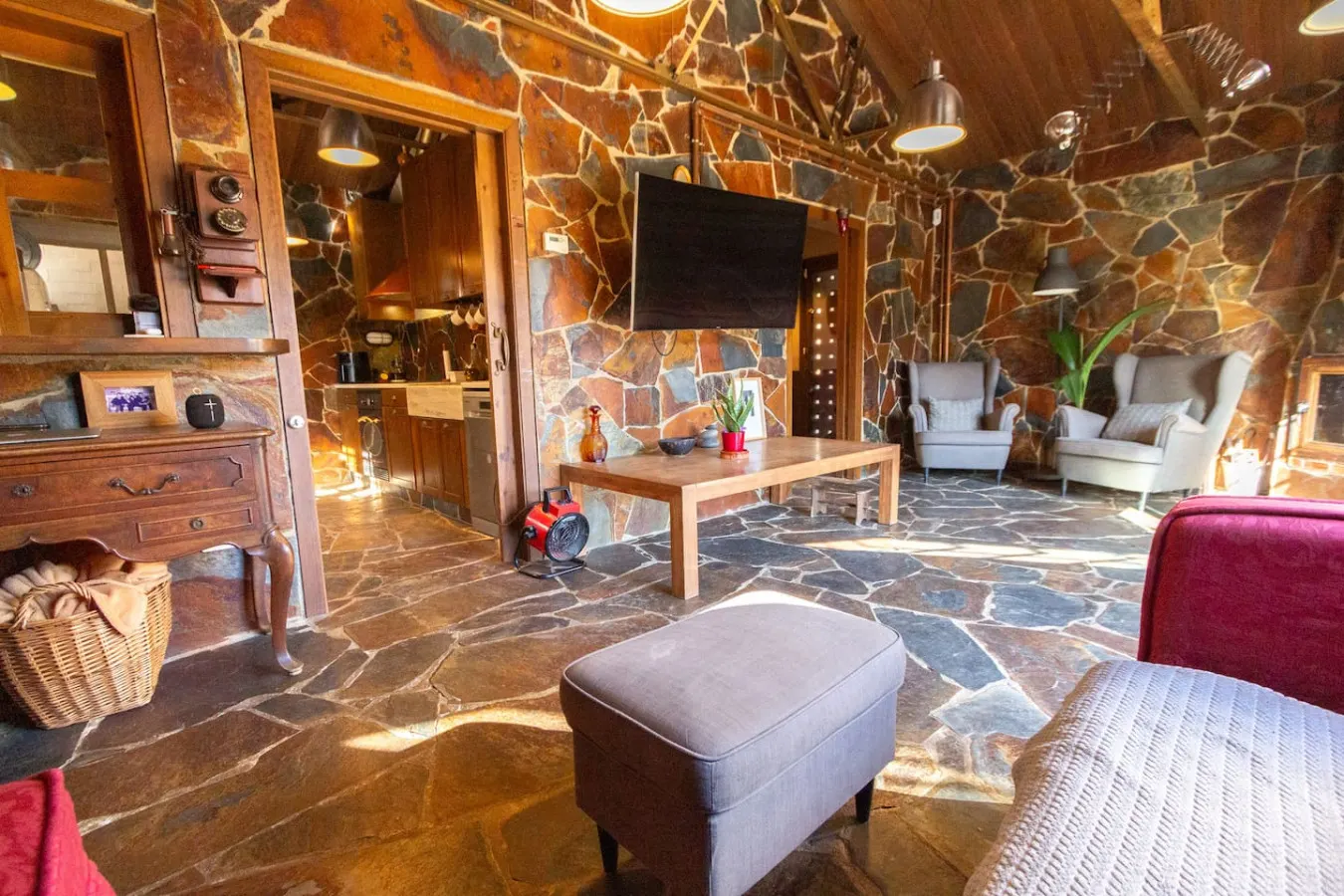 Opening Doors Stone House, Pool, Nature & Relax 10