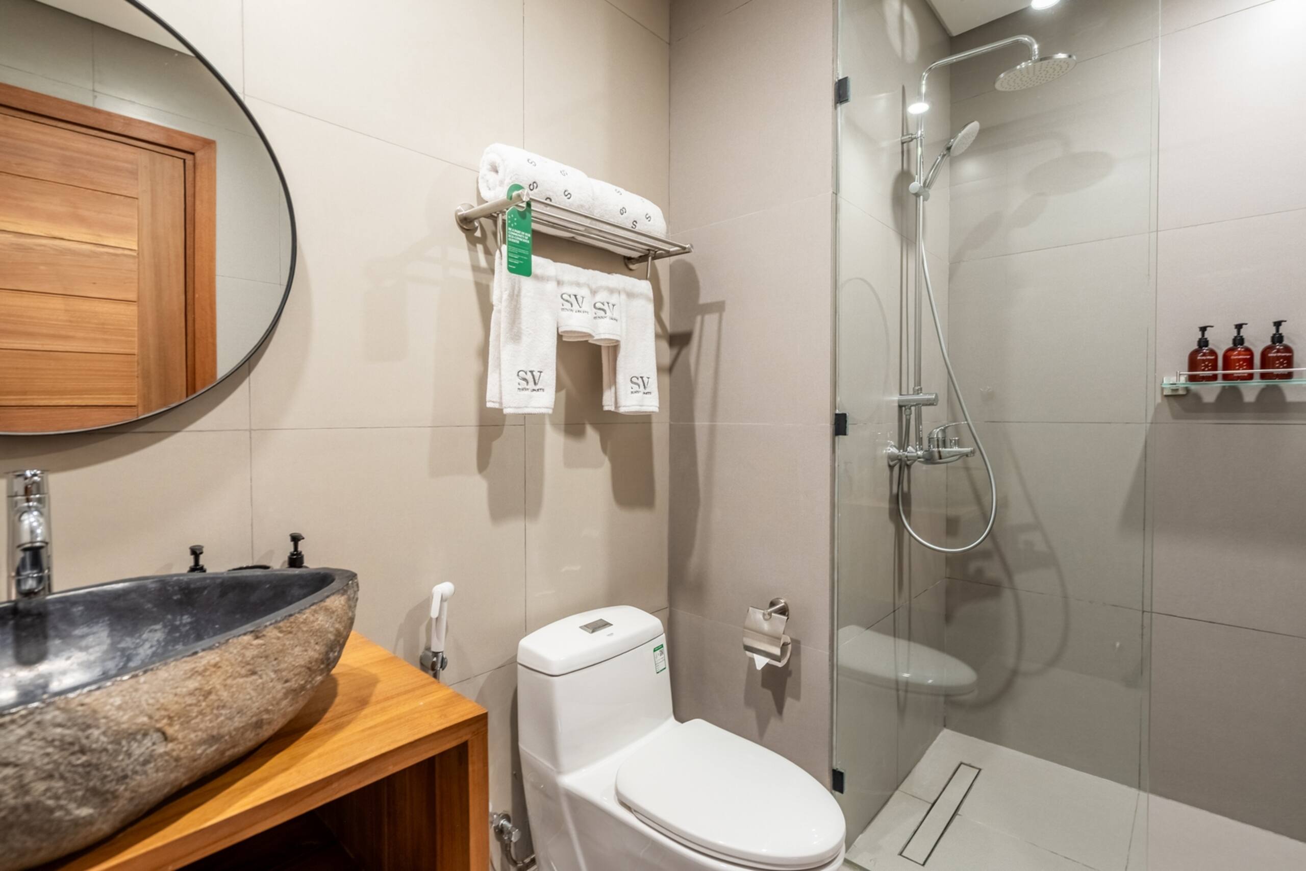 Luxe 1BR Canggu Suite | Near Beach, Rooftop Gym 22