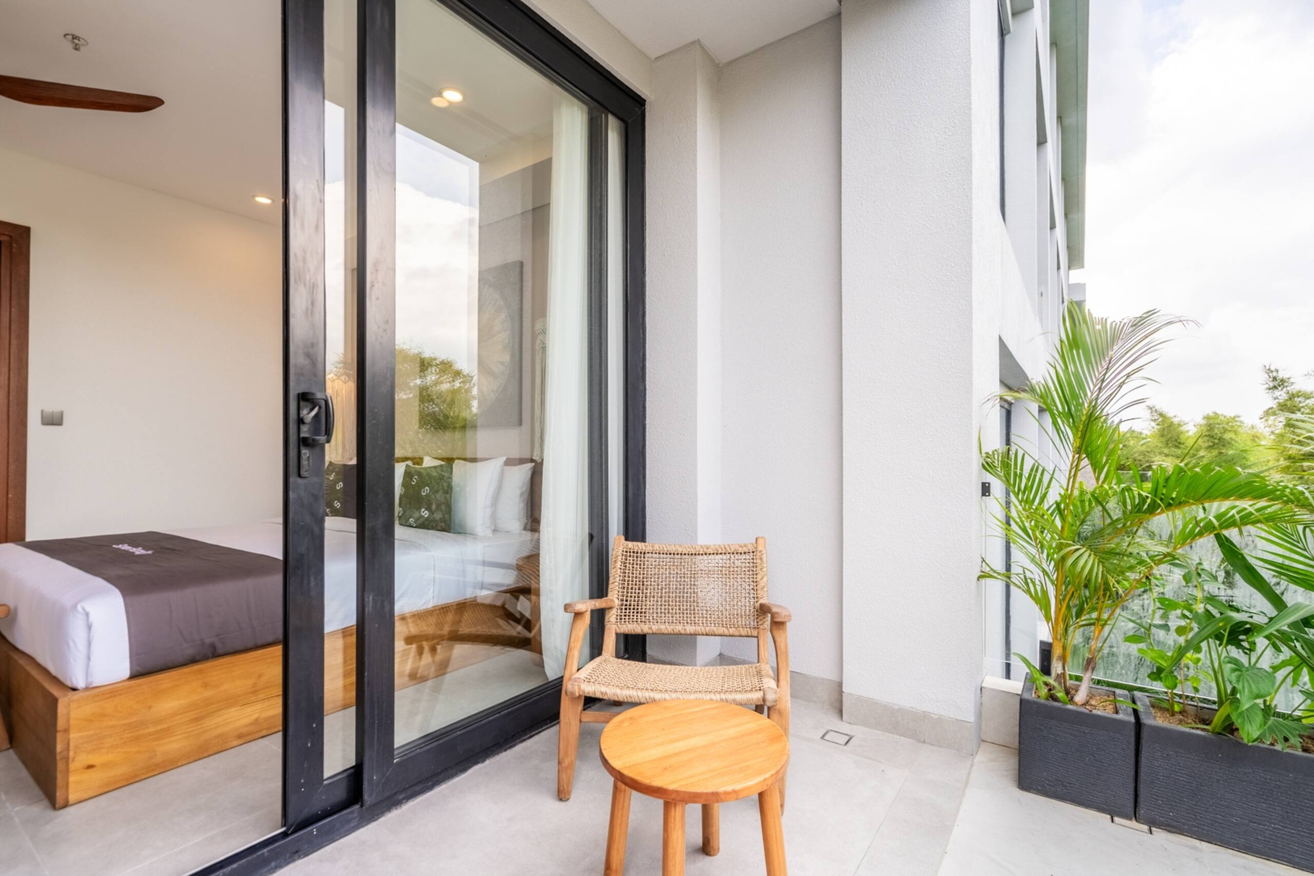 Luxe 1BR Canggu Suite | Near Beach, Rooftop Gym 25