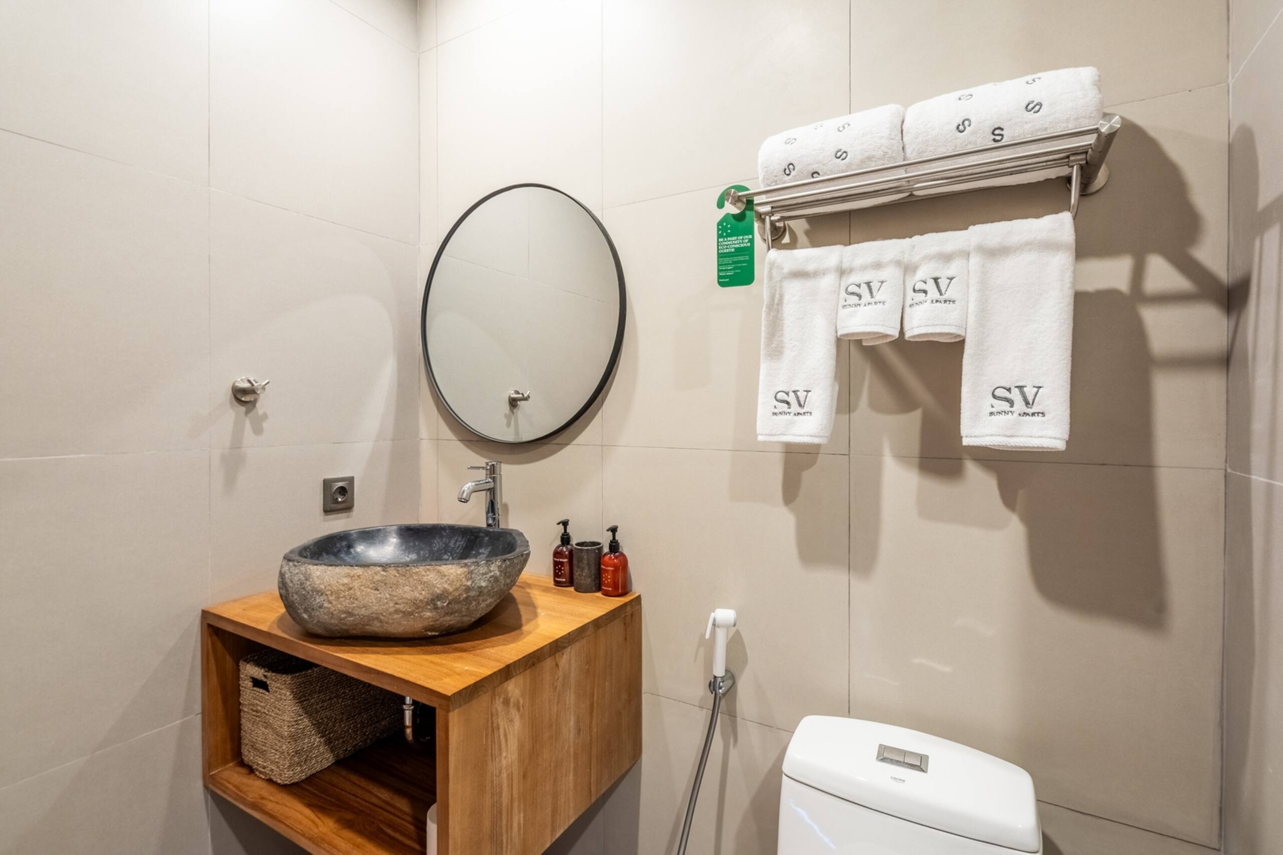 Luxe 1BR Canggu Suite | Near Beach, Rooftop Gym 23