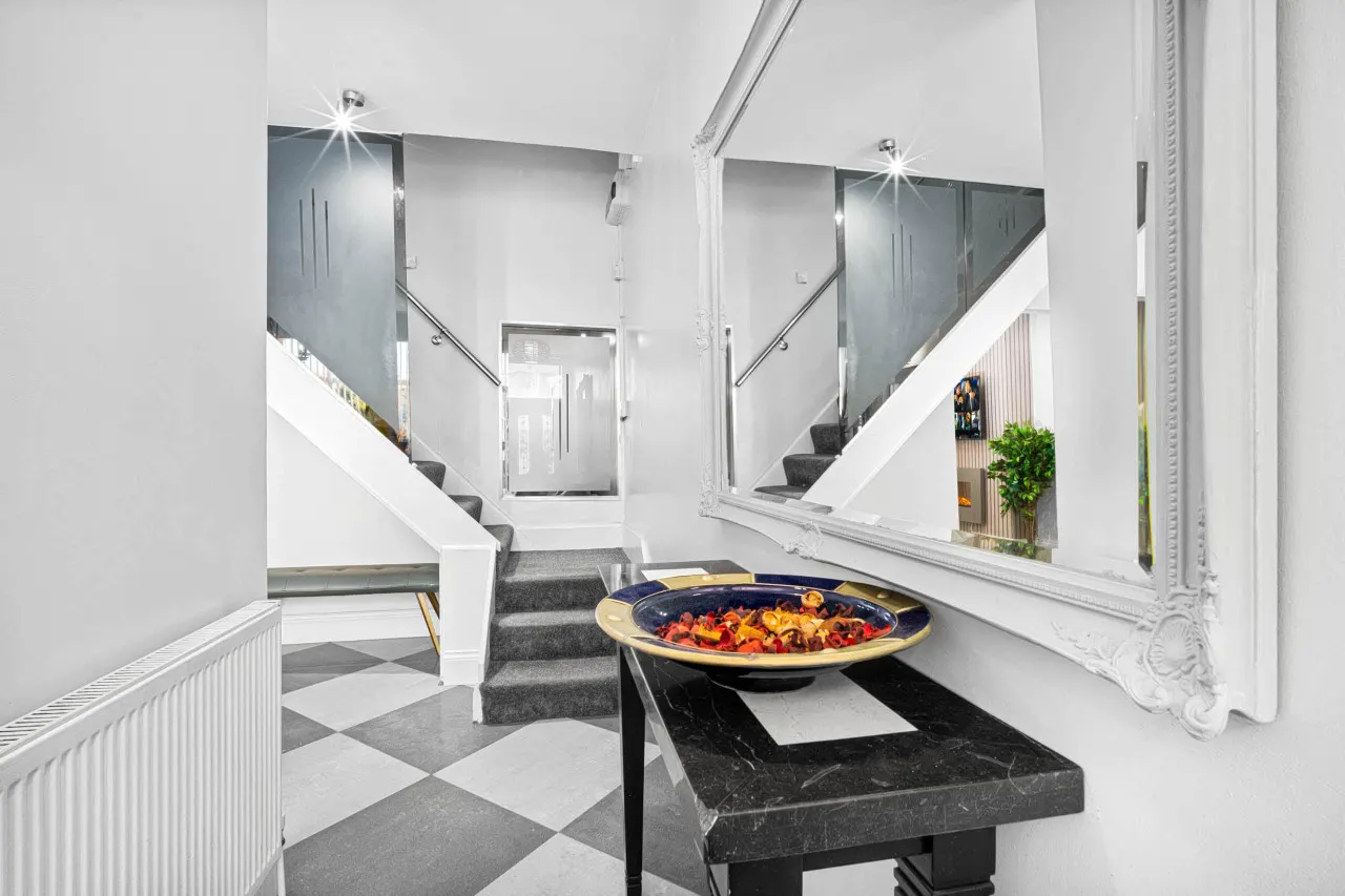 Stylish Edgbaston 4 Bedroom Townhouse - Terrace - Parking 17