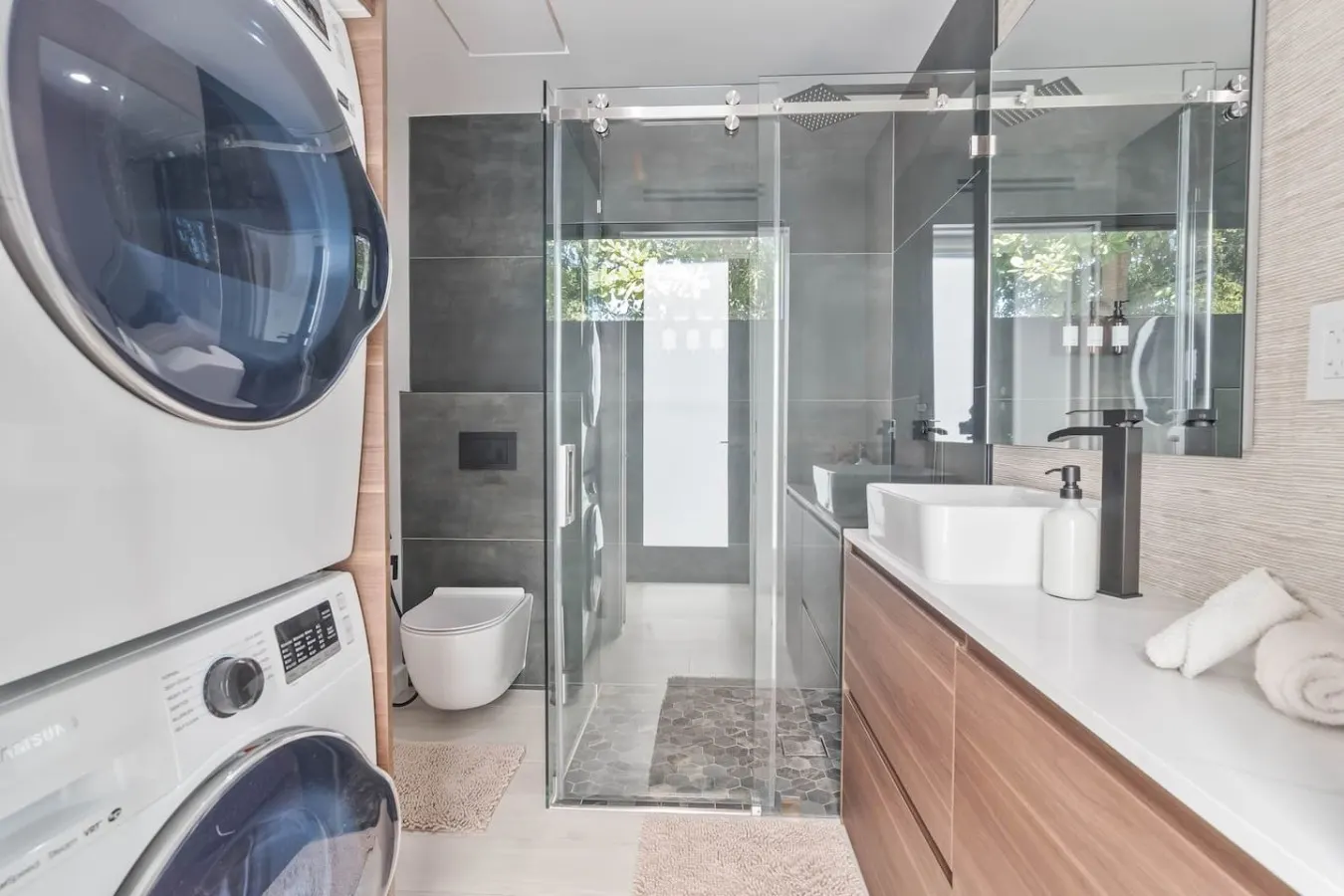 Luxury Miami Oasis Heated Pool & BBQ w/ Guesthouse 12