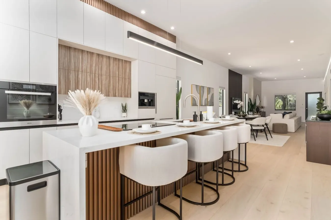 Luxury Miami Oasis Heated Pool & BBQ w/ Guesthouse 7