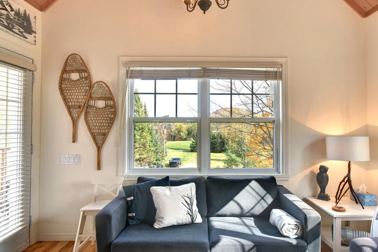 The Golf & Mountain View Retreat by Instant Suites 10