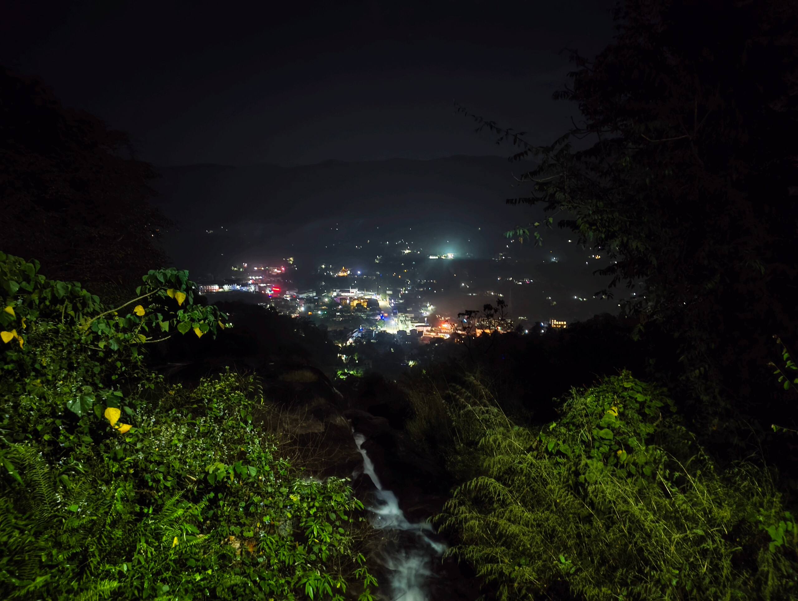 Parijatham Mudhouse | Valley Views and Firepit 8