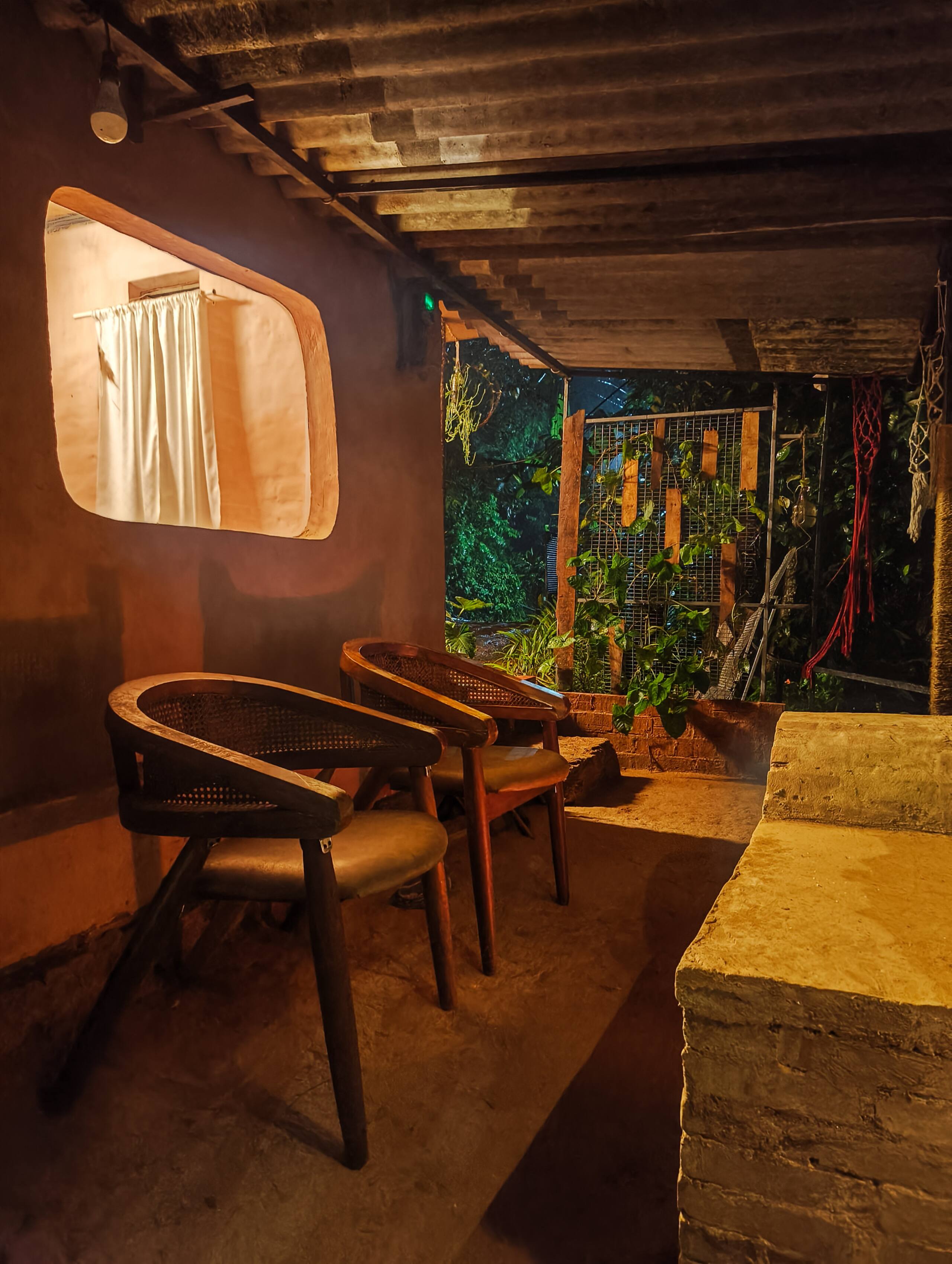 Parijatham Mudhouse | Valley Views and Firepit 4
