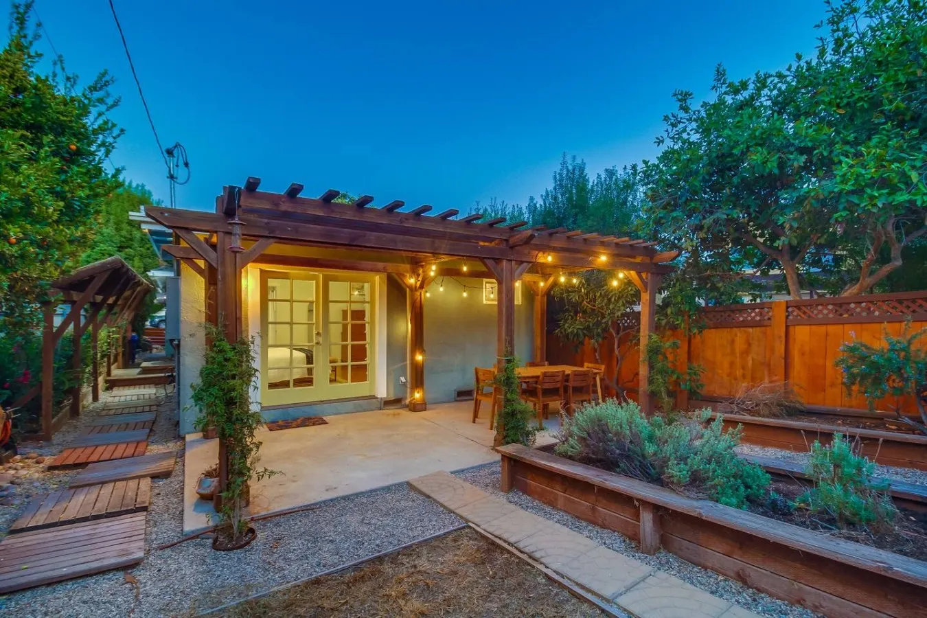 Casa Mellifora | 3BR Golden Hill w/ Garage Parking