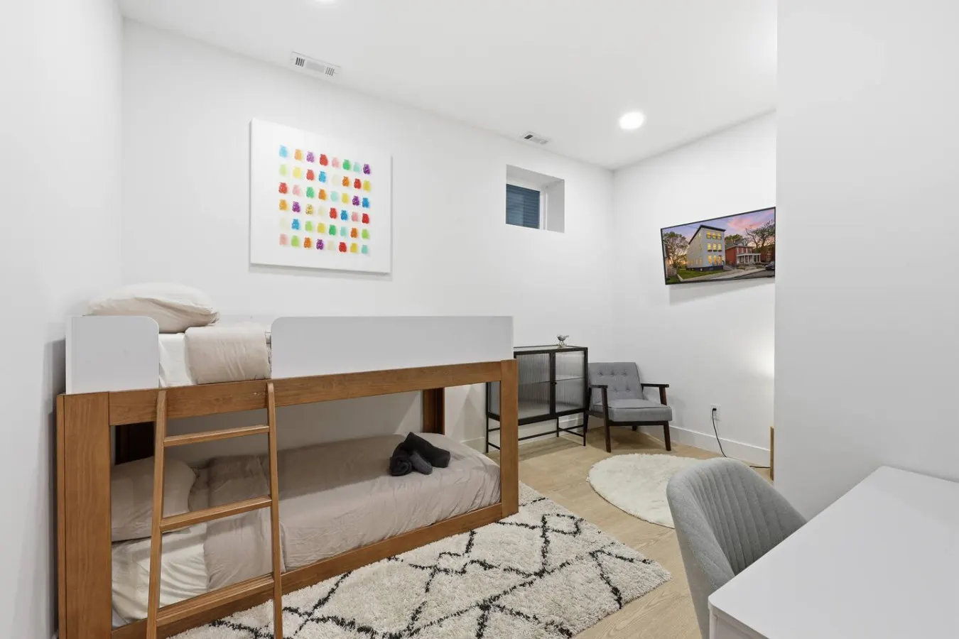 Linwood House Rooftop, Hot Tub, Sleeps 15 15