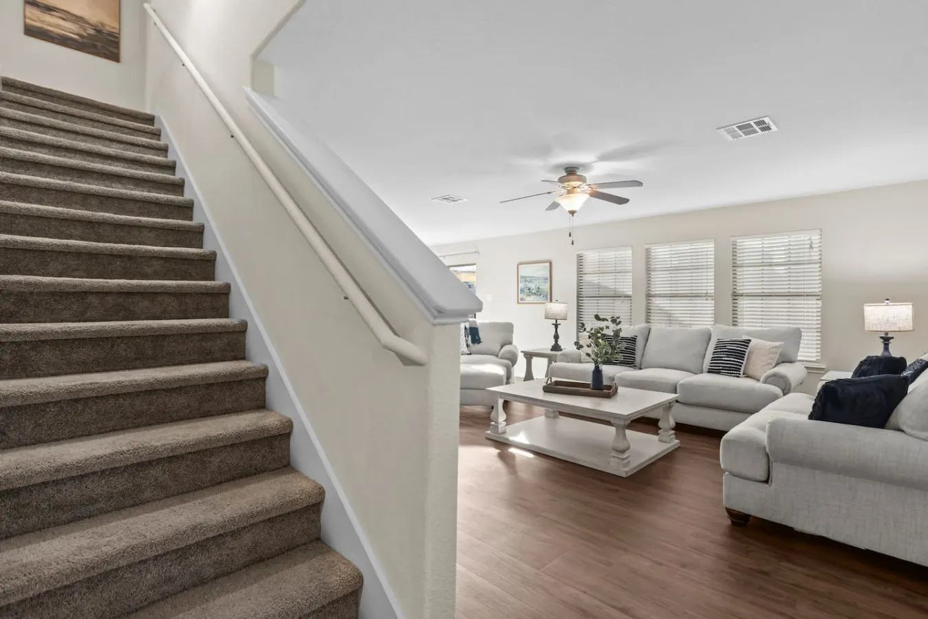 4 Queen Beds + Garage Parking in West Temple 16