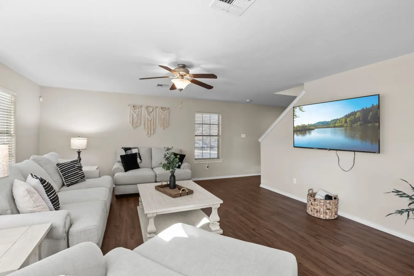 4 Queen Beds + Garage Parking in West Temple 19