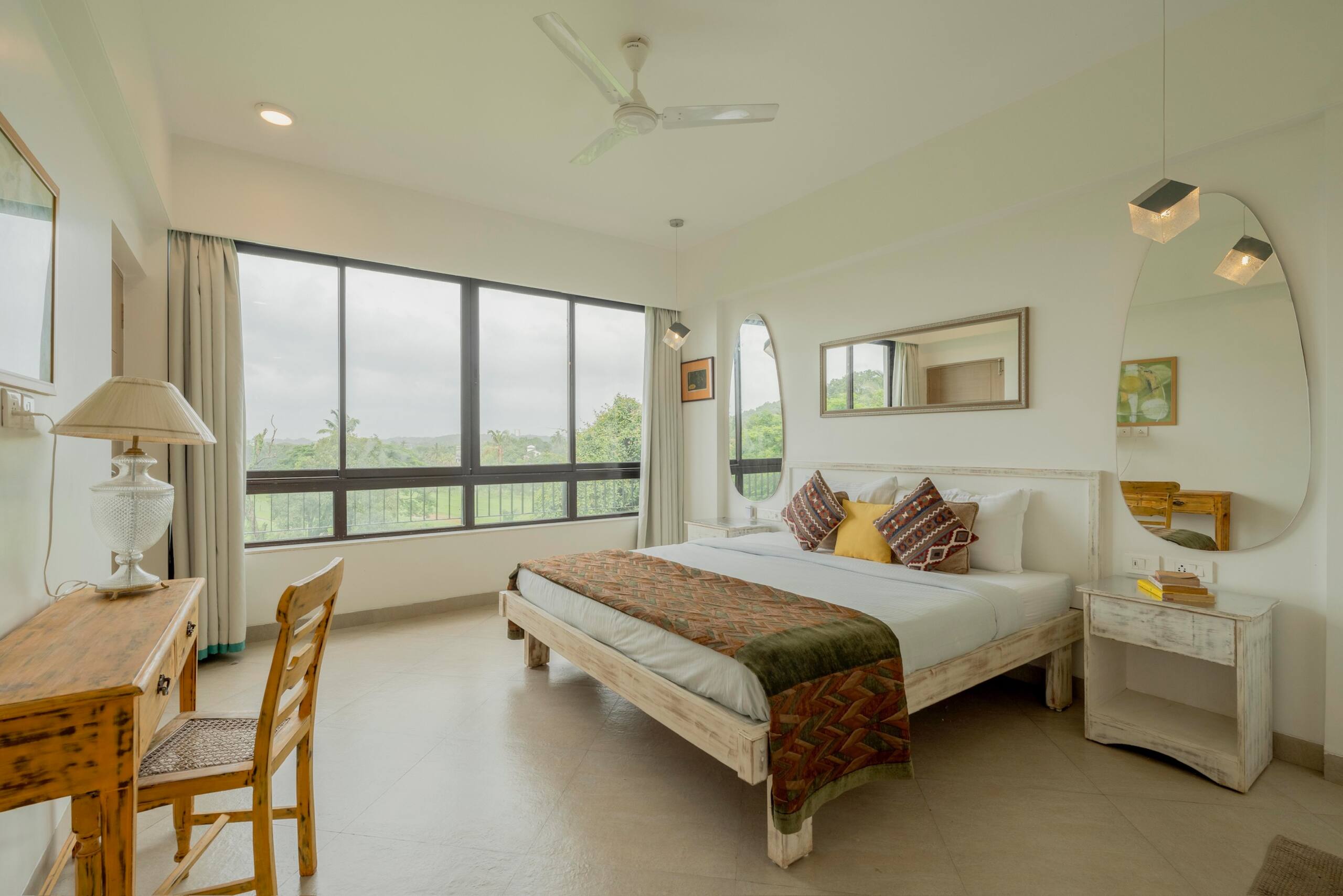 2 BHK Tranquil Bluetique Apartment, Candolim 26