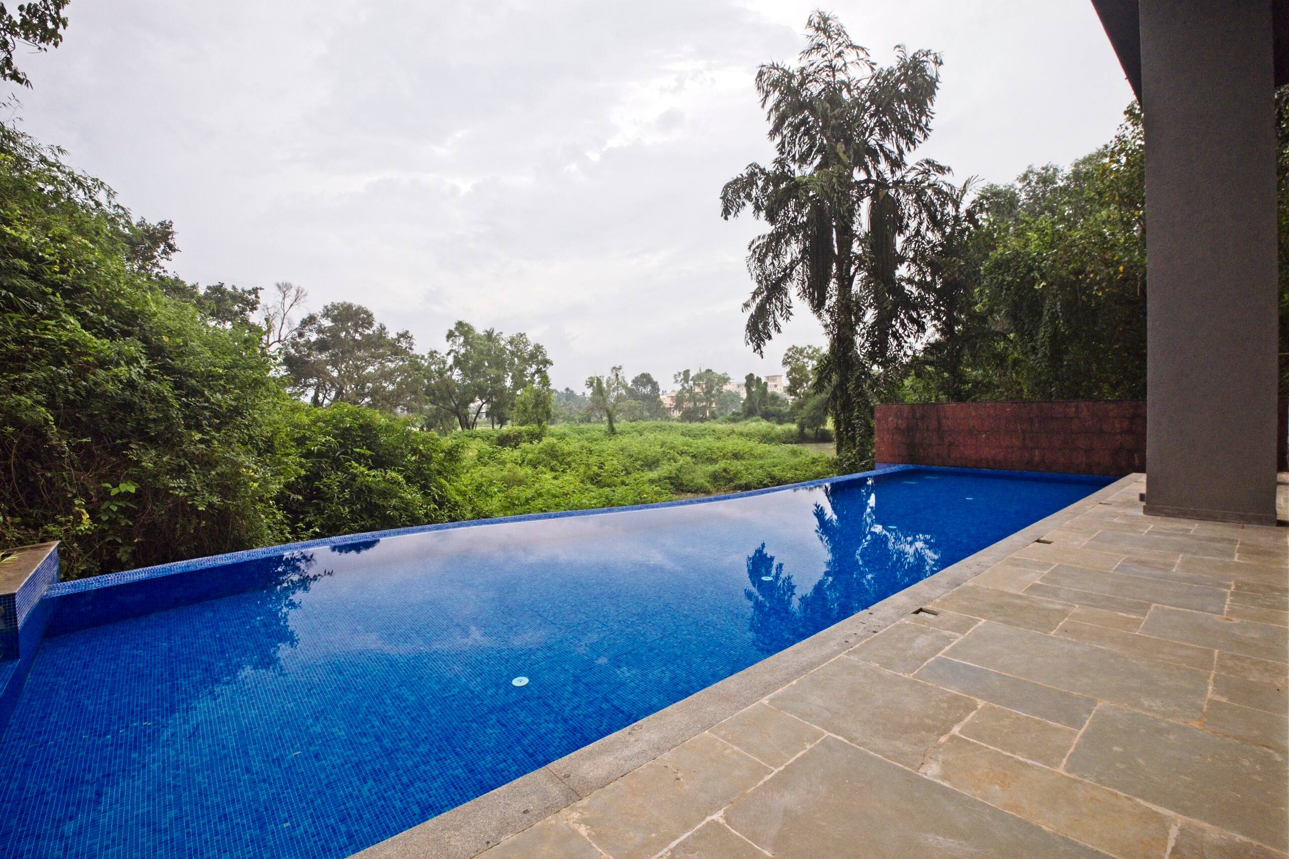 2 BHK Tranquil Bluetique Apartment, Candolim 8