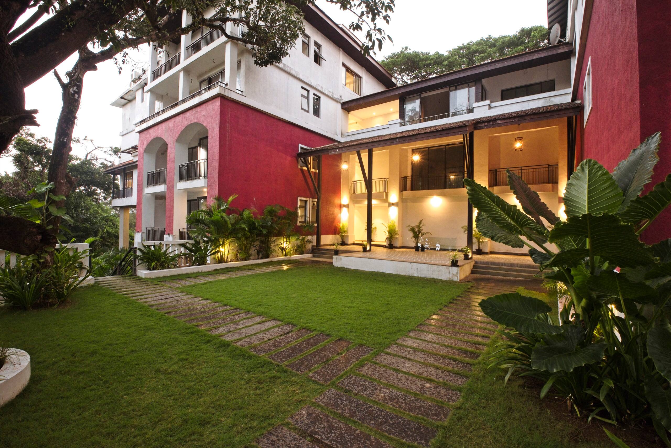 2 BHK Tranquil Bluetique Apartment, Candolim 7