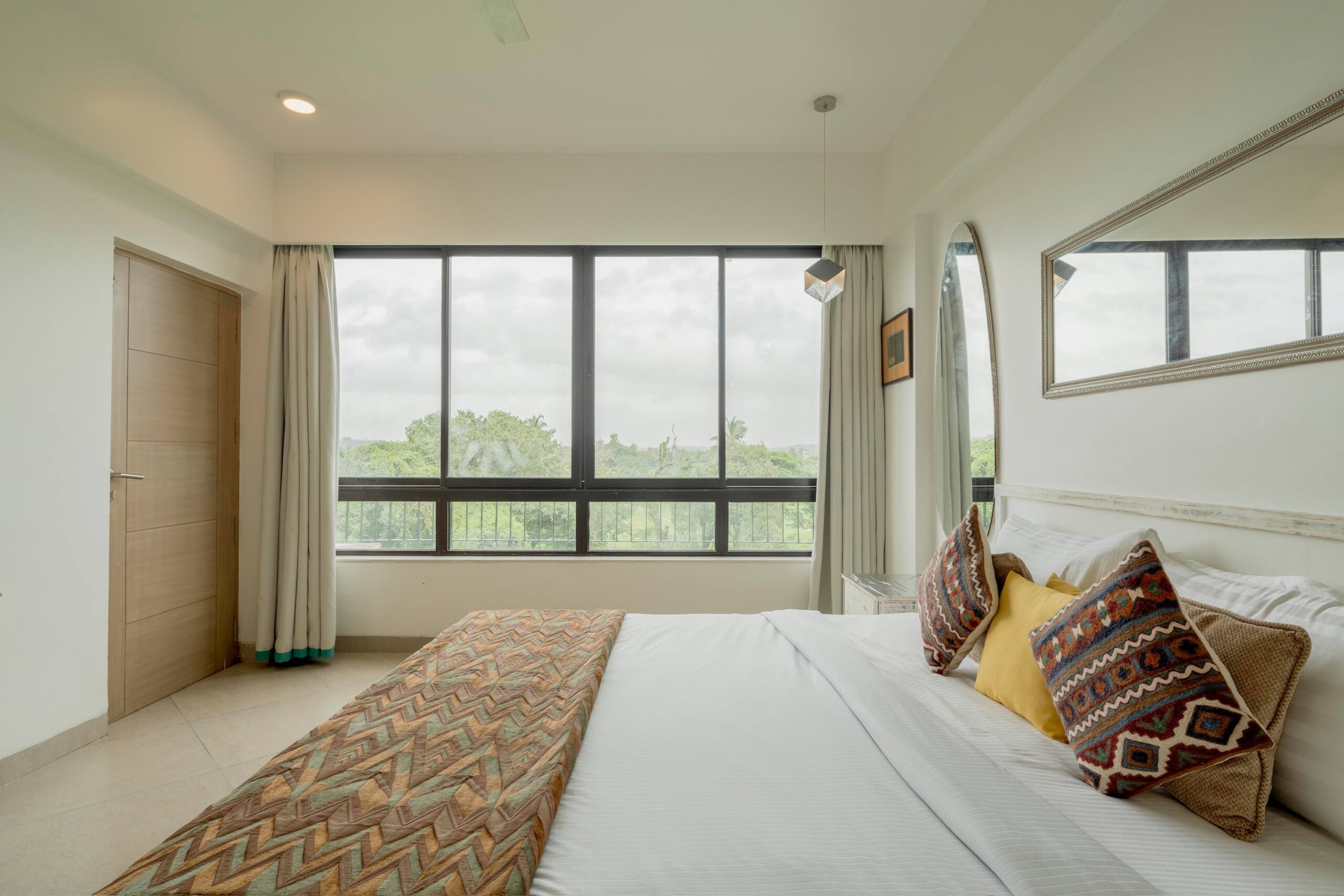 2 BHK Tranquil Bluetique Apartment, Candolim 24