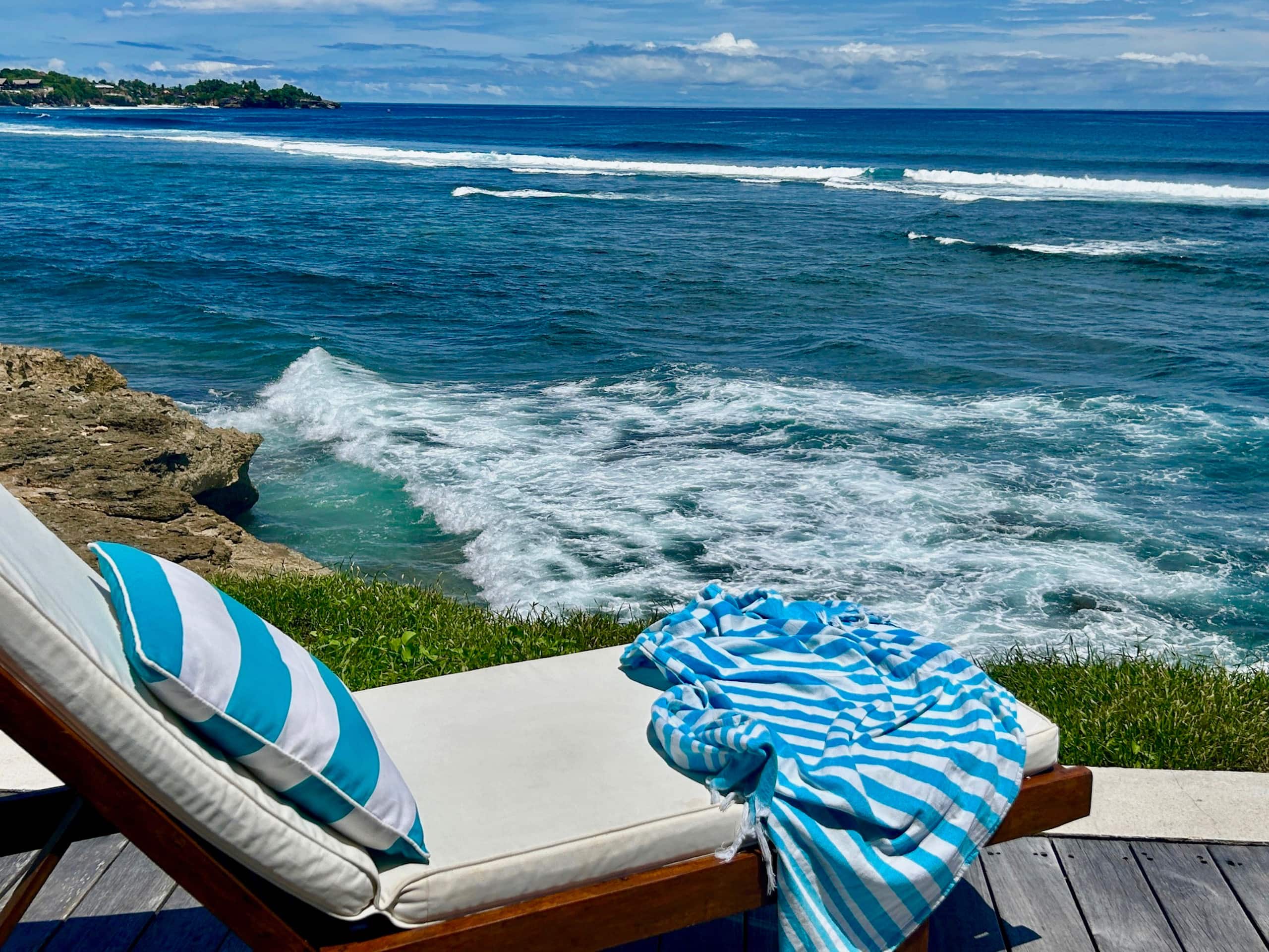 VILLA BAHAGIA- LUXURY OCEANFRONT PRIVATE 4BR VILLA — photo 4