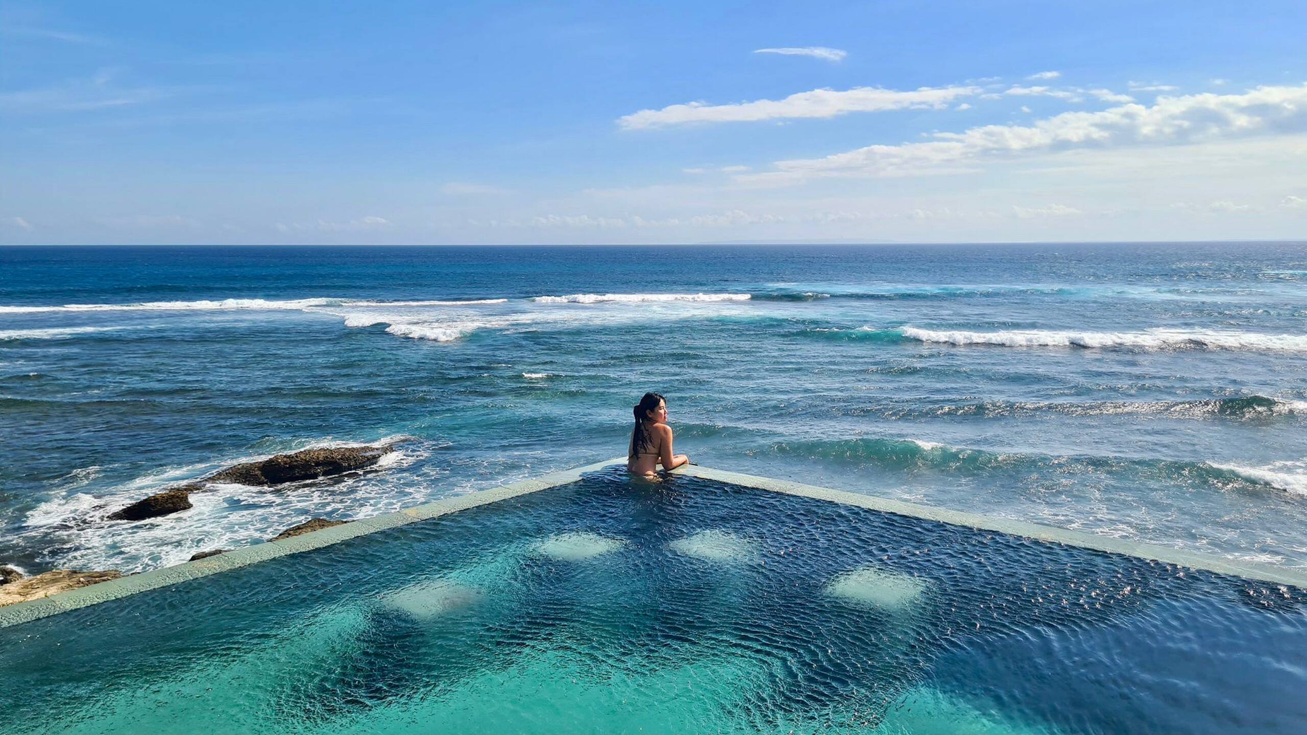 VILLA BAHAGIA- LUXURY OCEANFRONT PRIVATE 4BR VILLA — photo 2