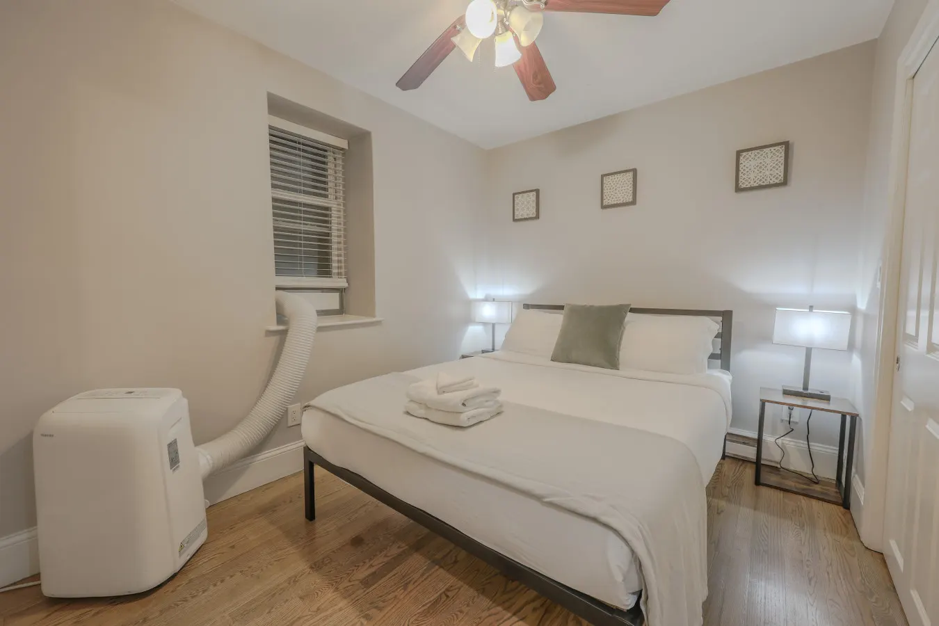 Perfect Traveling Nurse Housing - Theatre District 12