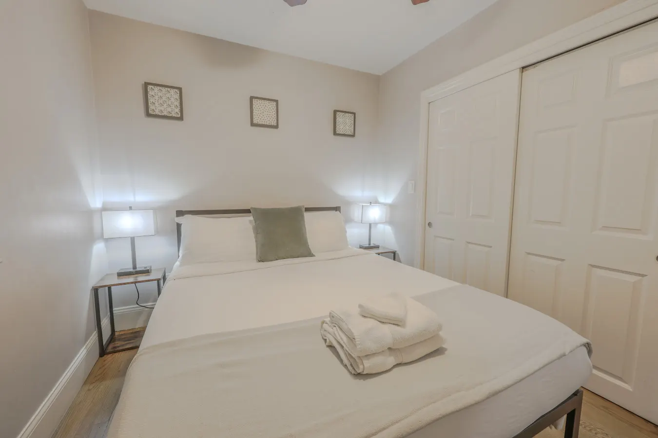 Perfect Traveling Nurse Housing - Theatre District 13