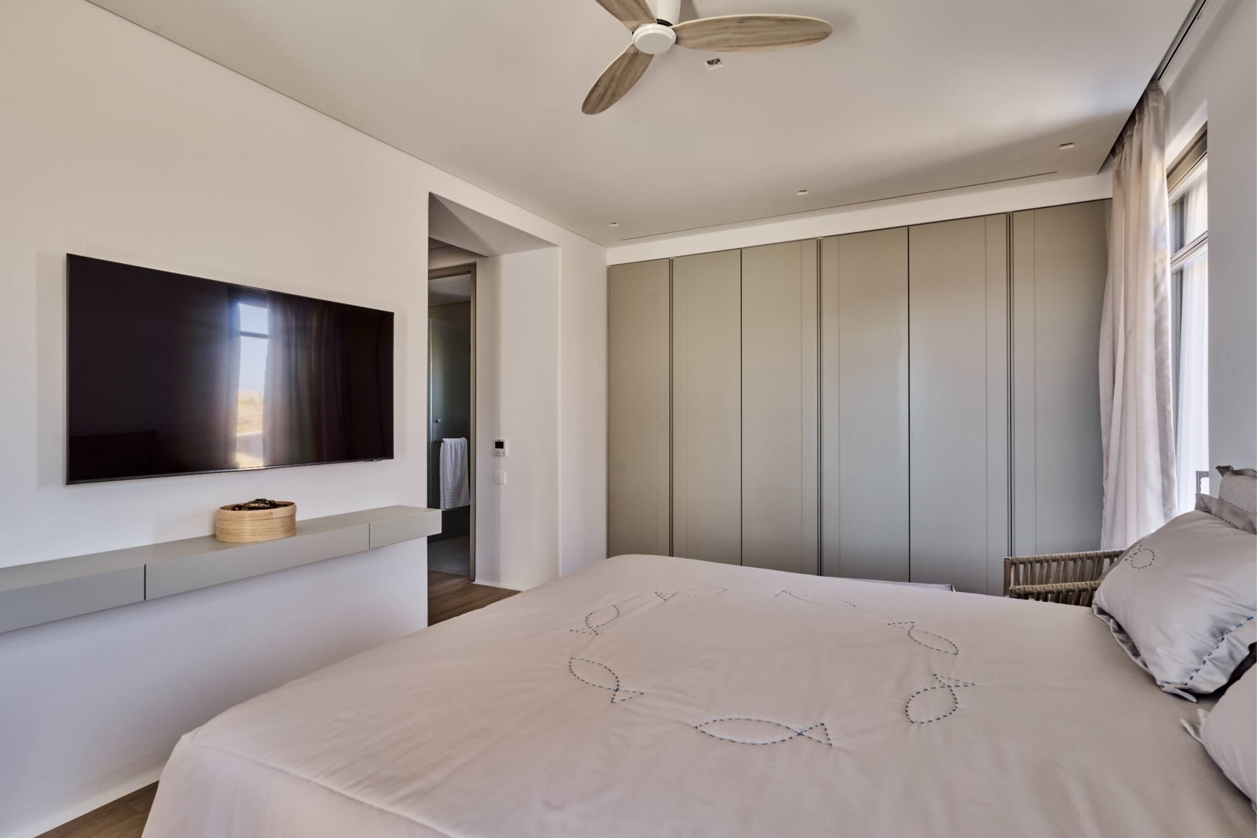 Luxury Villa Sapphire | 8' to Town |near CavoTagoo 34