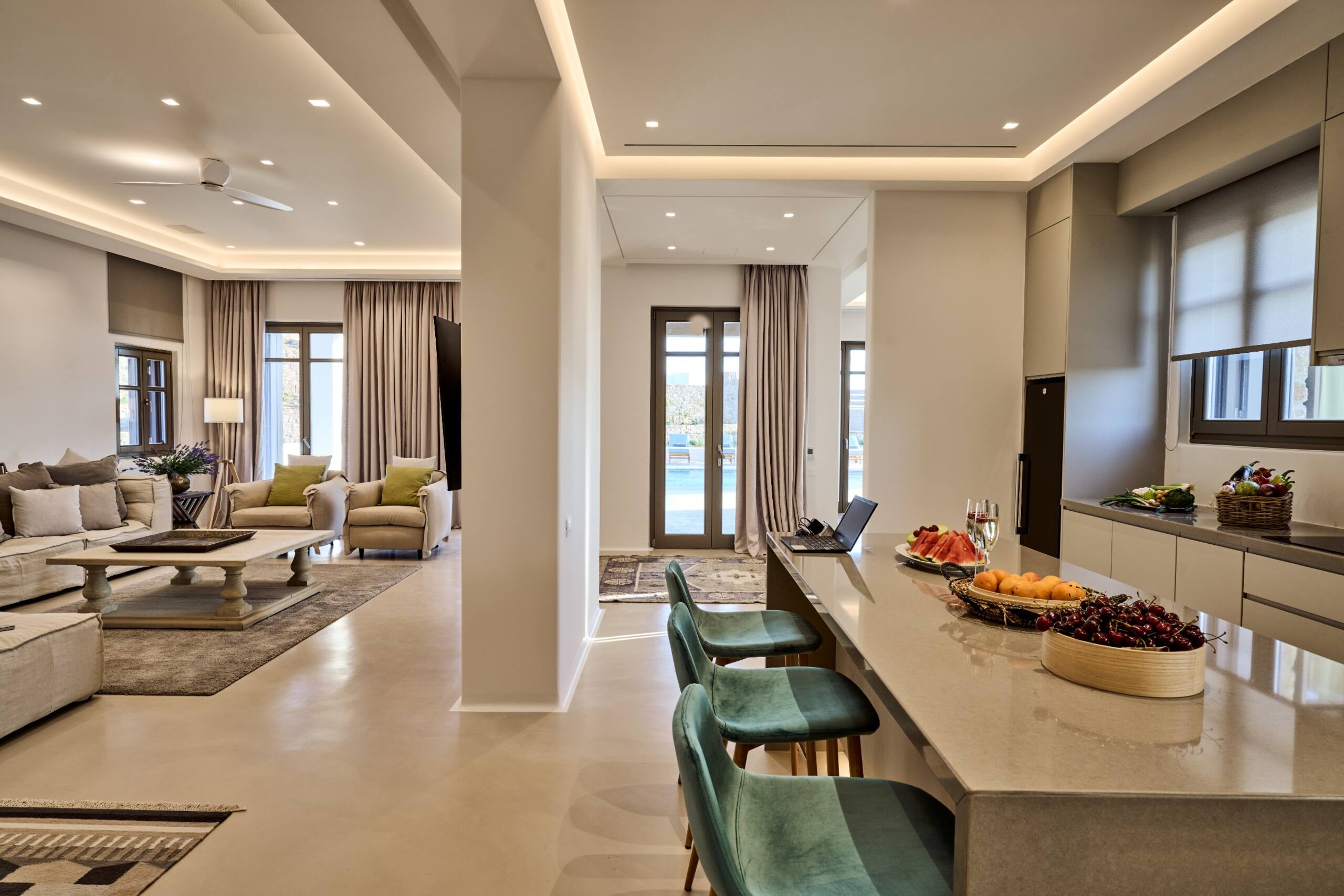 Luxury Villa Sapphire | 8' to Town |near CavoTagoo 14