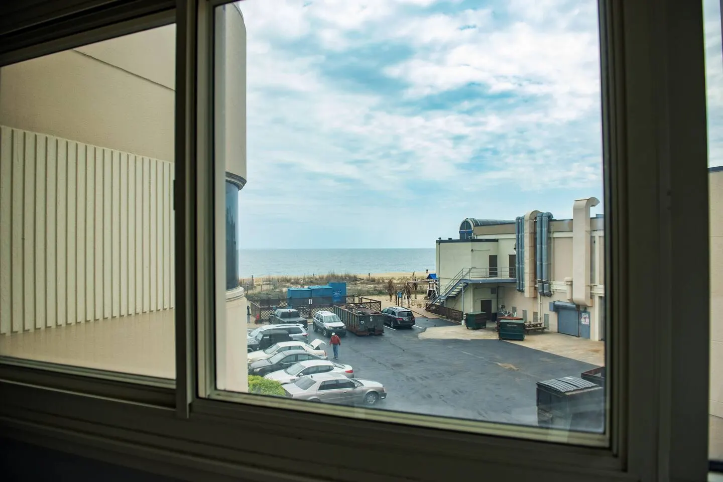 Enjoy the Beachlife!! —>2Bed & 2Bath Condo 8