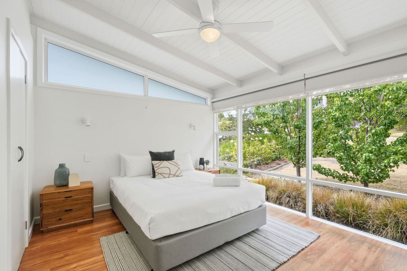Fresh Coastal Home with Views 3