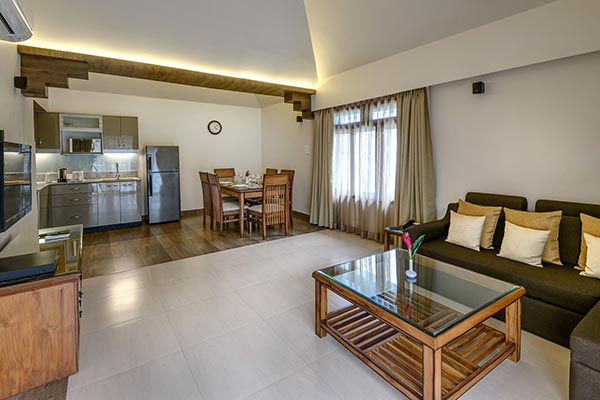 Modern Luxury Apartment Karma Royal Palms 16