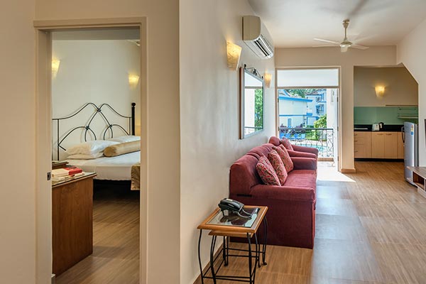 Modern Luxury Apartment Karma Royal Palms 9