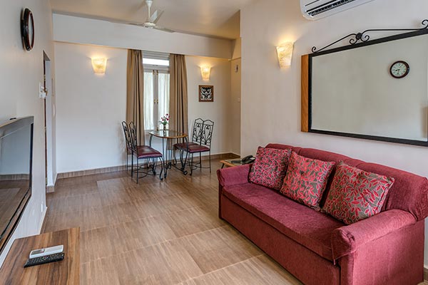 Modern Luxury Apartment Karma Royal Palms 10