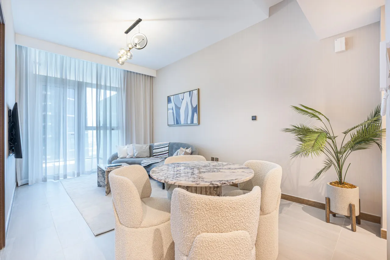 Elegantly Furnished Missoni Home w/ Canal Views 9