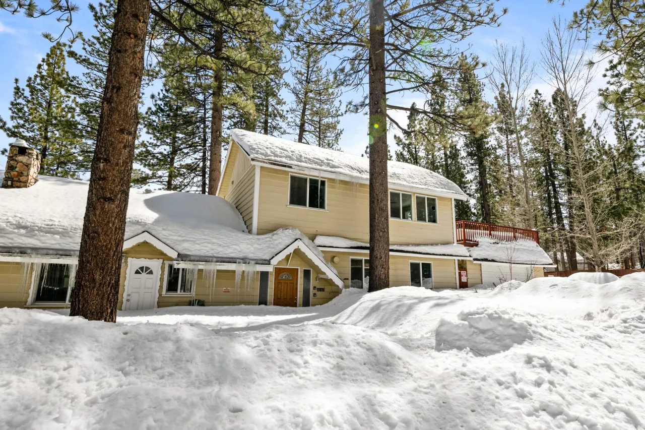 Winter Wonderland Updated 5bd, air hockey, games 5
