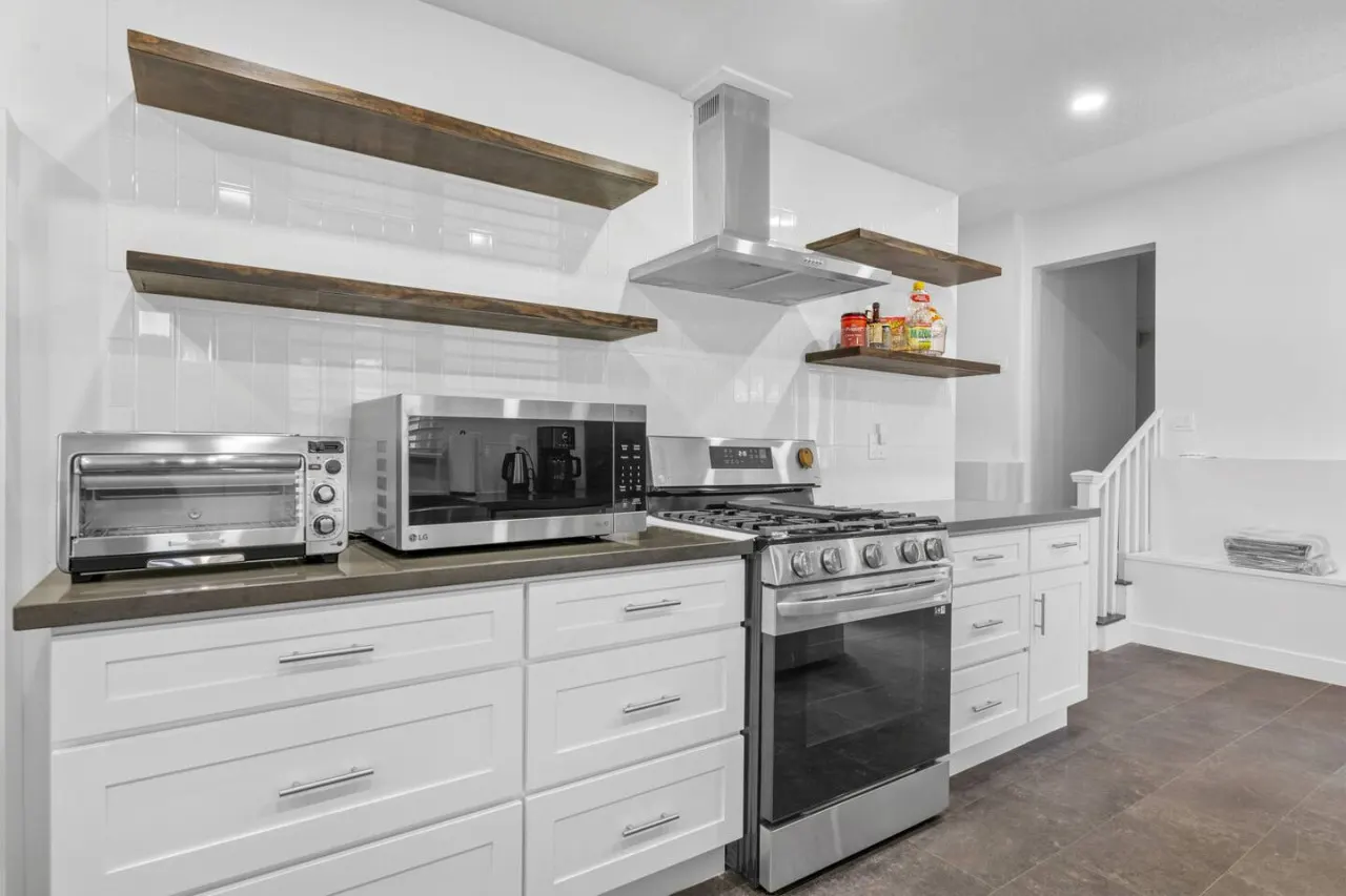 Winter Wonderland Updated 5bd, air hockey, games 7