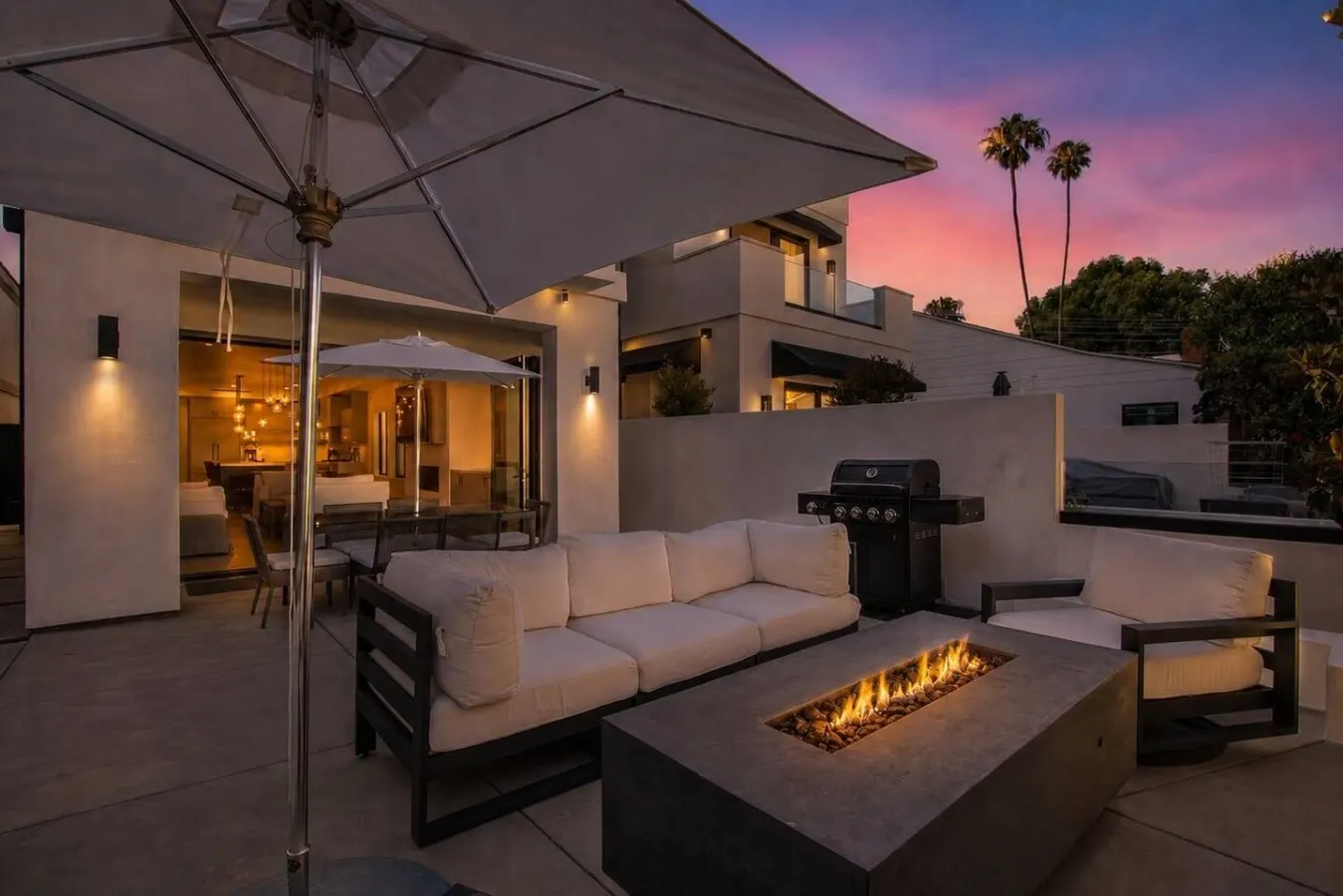 Luxury Home On 7th - Patio, Deck, Fire Pit — photo 4