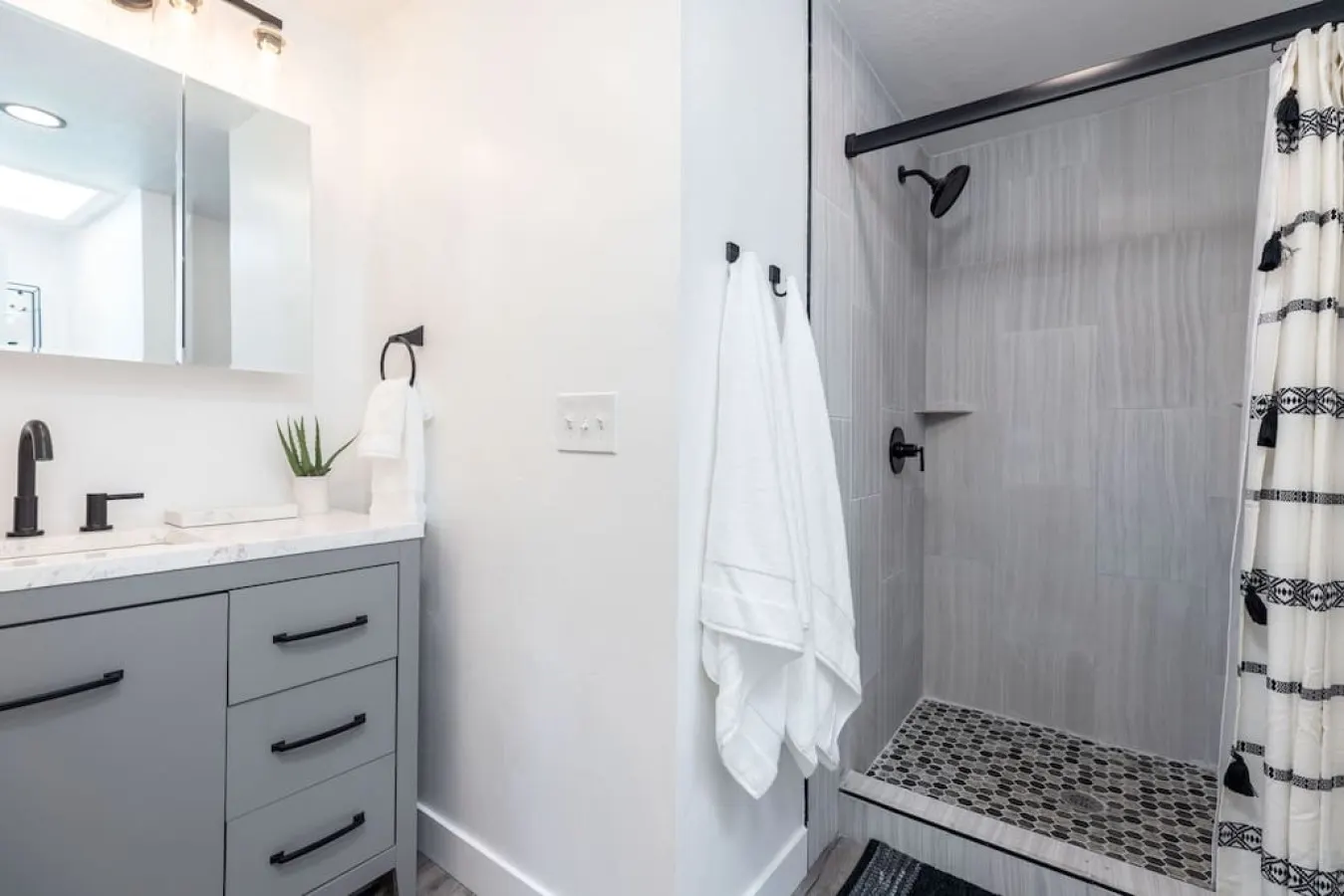Trolley Square Vacation Rental Near Downtown Salt Lake City 1BR - Barber Suite 9