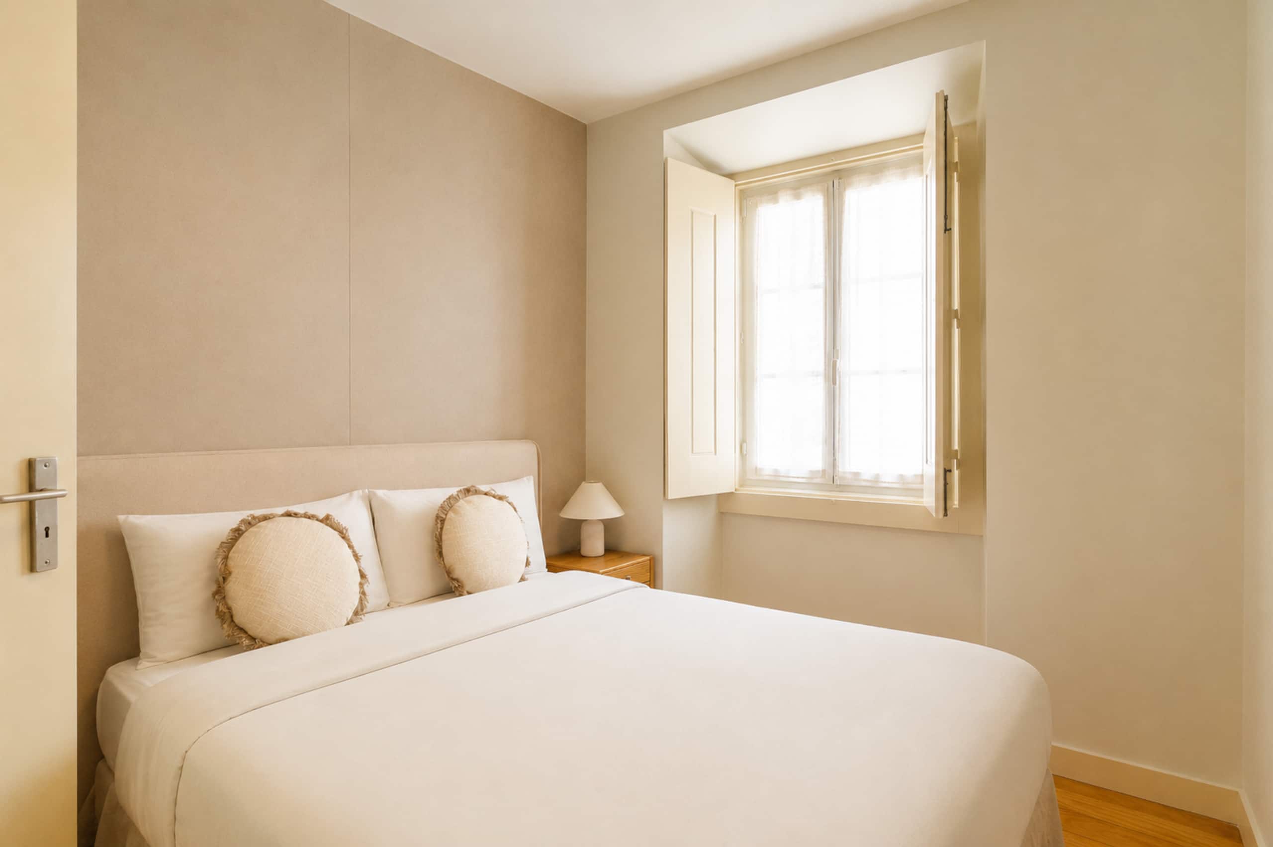 The Regedor House Central Lisbon 3BR 24