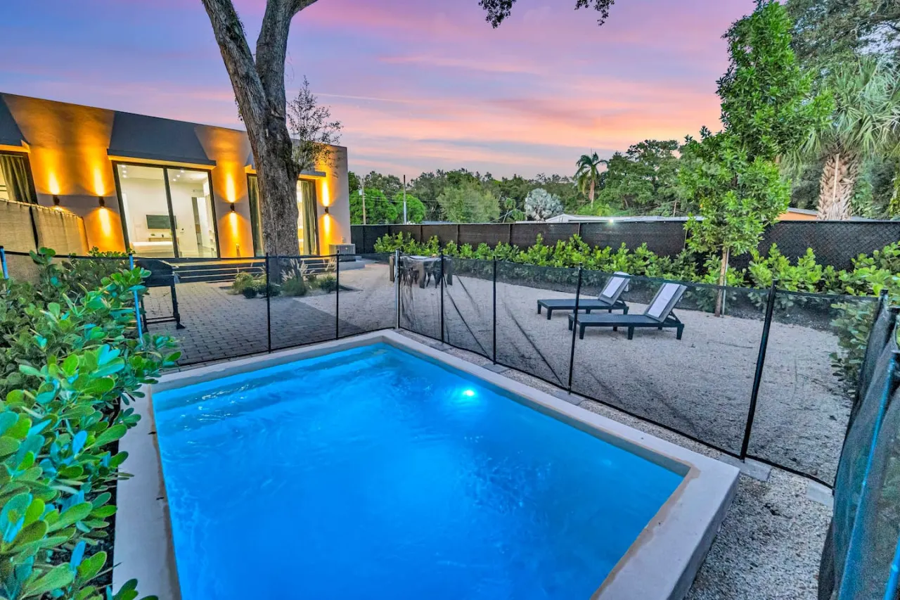 Stunning Tropical Pool House North Miami -New Unit 2