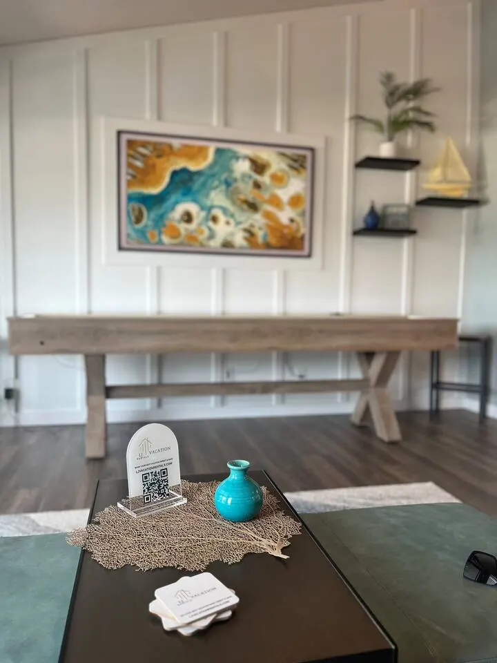 Shuffleboard - Open Views - King - Salt H2O Pool 17
