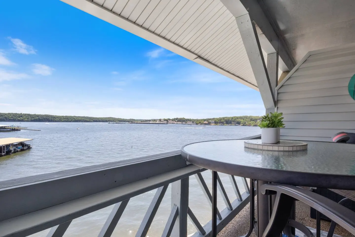 Shuffleboard - Open Views - King - Salt H2O Pool — photo 4