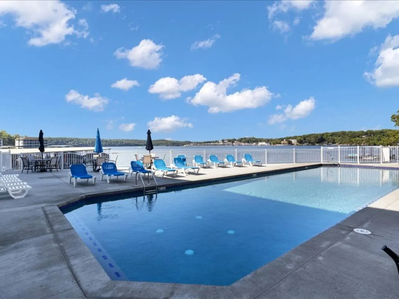 Shuffleboard - Open Views - King - Salt H2O Pool 6