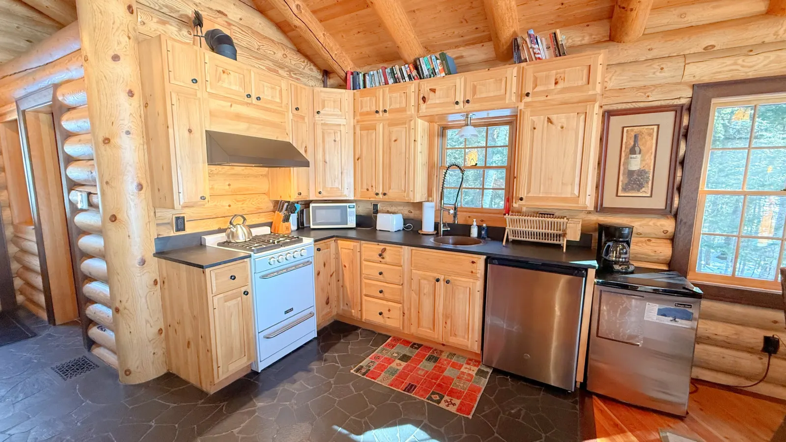 Fisherman's Cabin 8