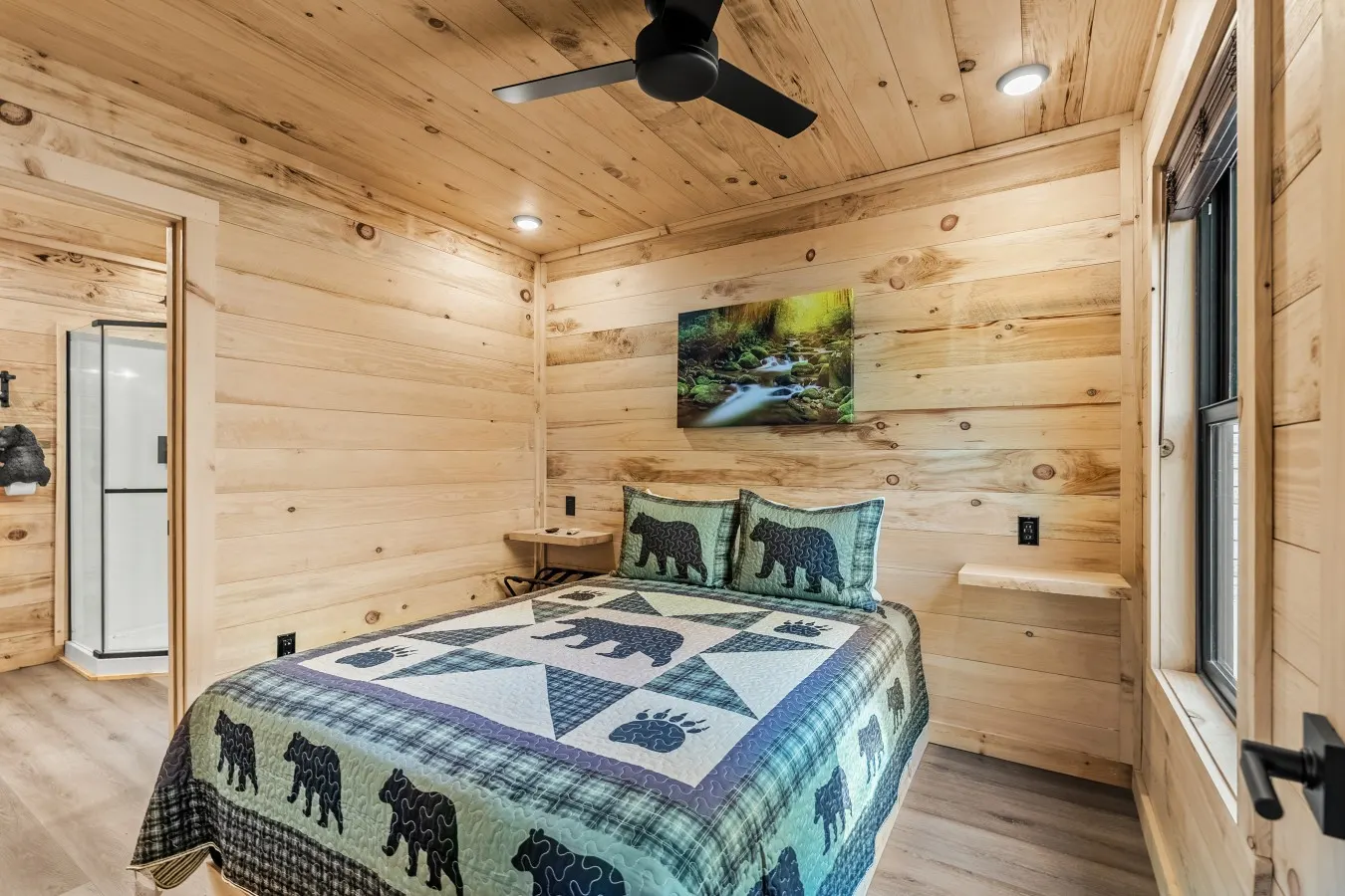 Roaring Fork, Treelodge #13 5