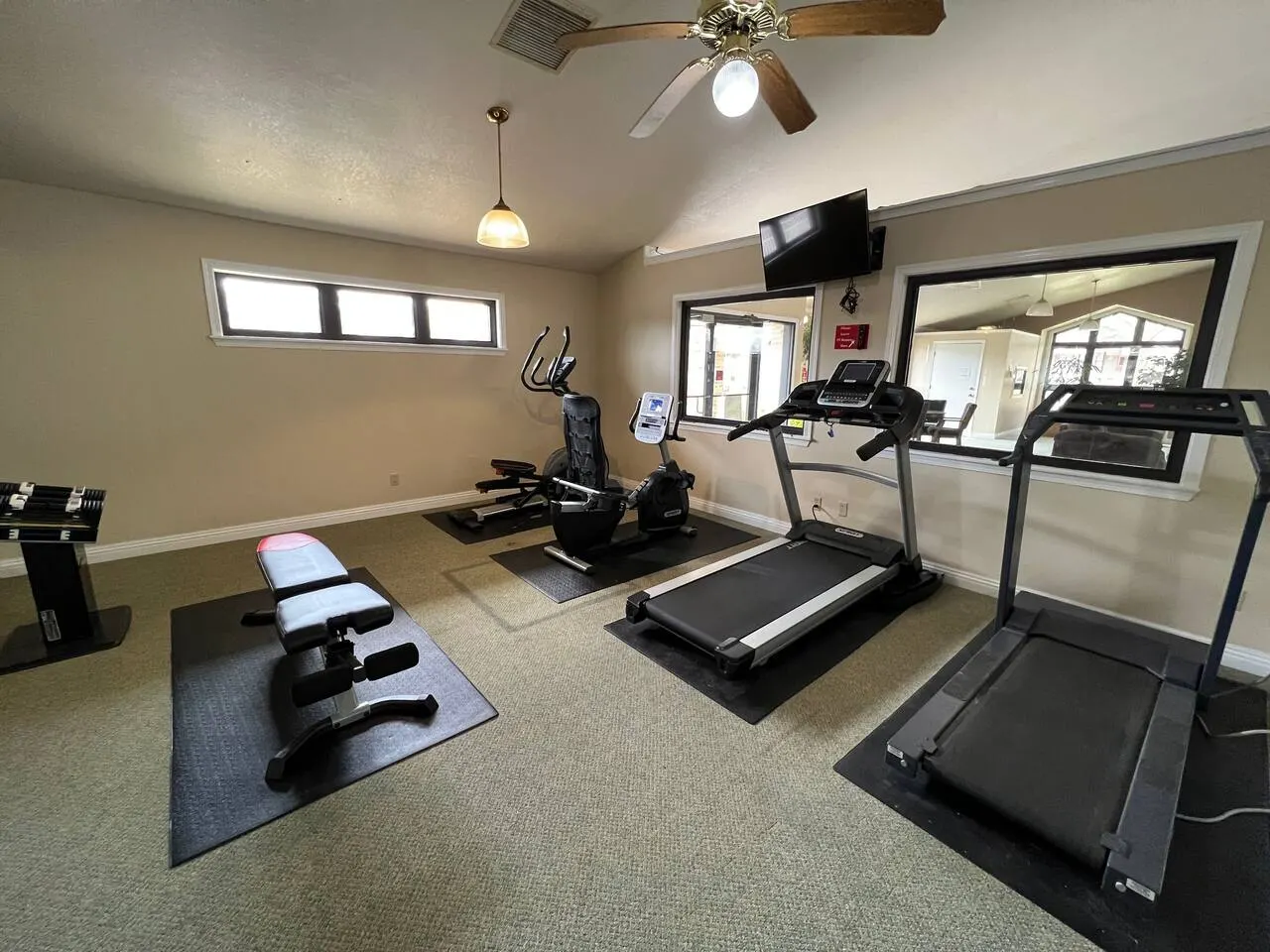 2 Luxe Condos Sleeps 16 Pools Heart of Branson 18