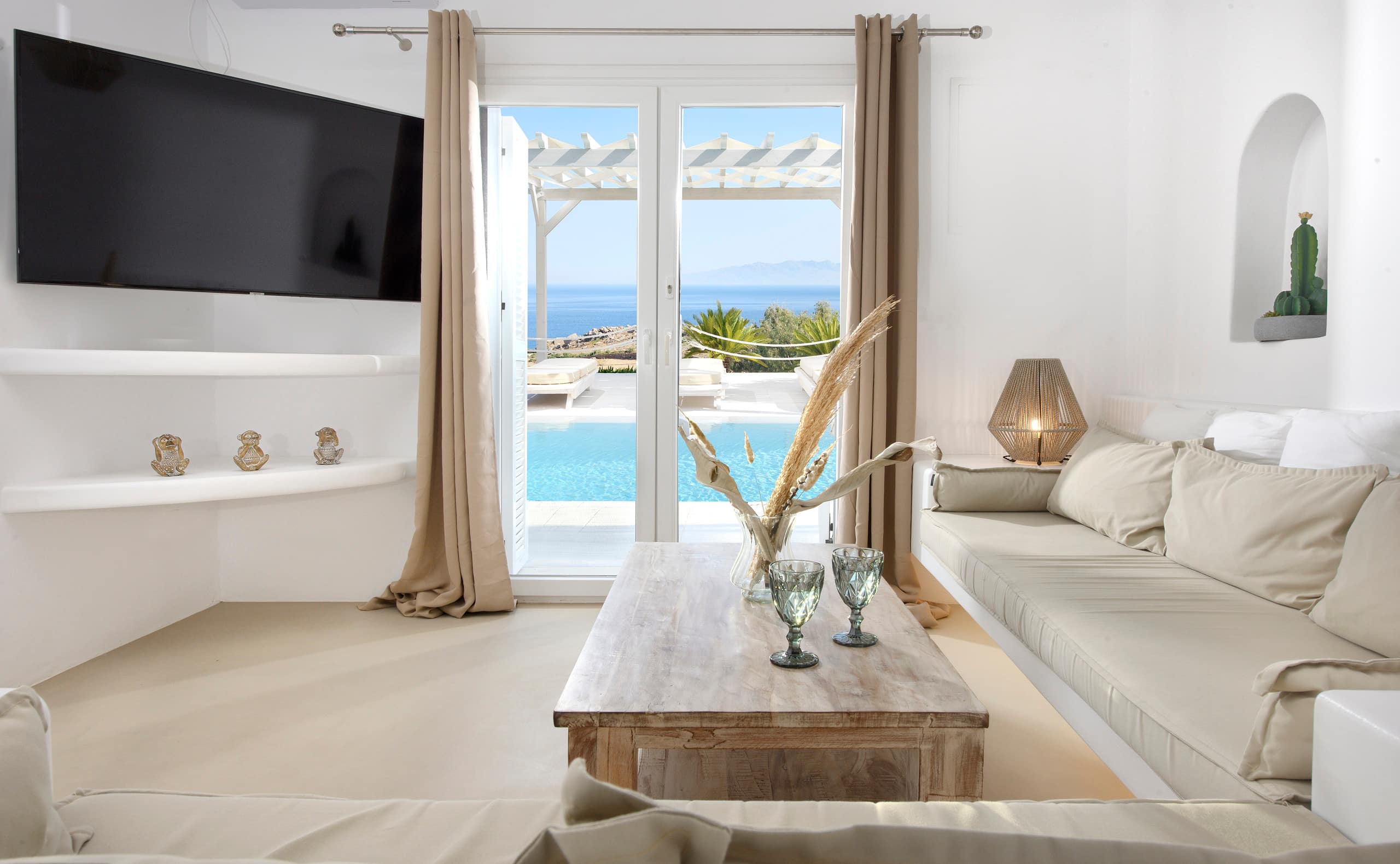 Lia Villas Mykonos | Private Pool | Night Security 10