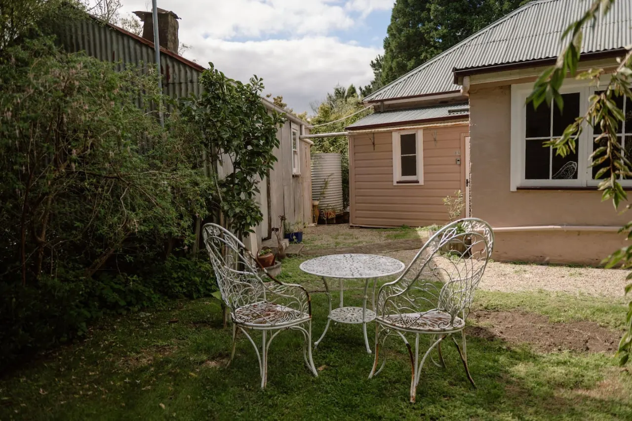 Larsen's Cottage #2: Historic 1880 Home 17