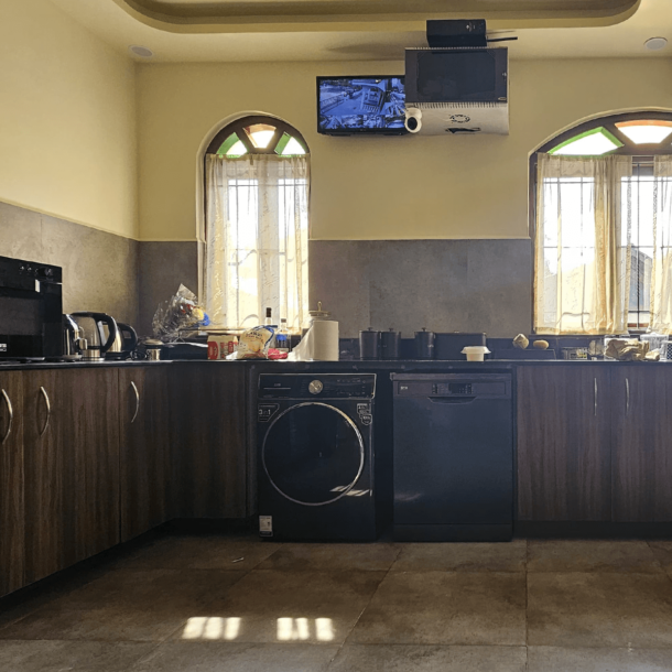 Aapna Adda | 6BR Pvt Pool Villa · Free Breakfast 13
