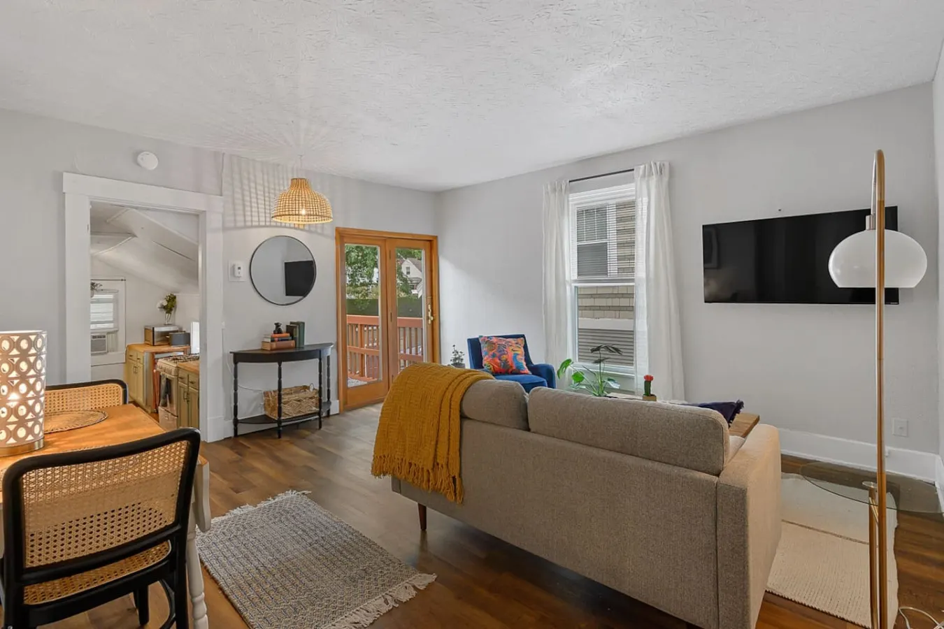 The Nest - Spacious 1BR Getaway in Pleasant Ridge 2